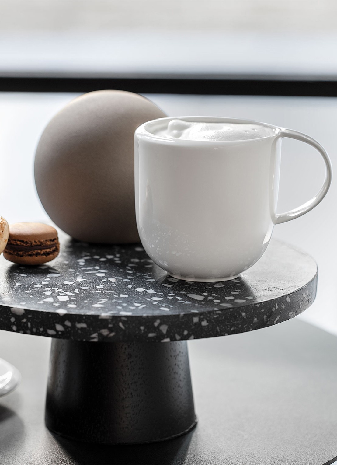 Villeroy & Boch NewMoon mok 40 cl - achterkant creme