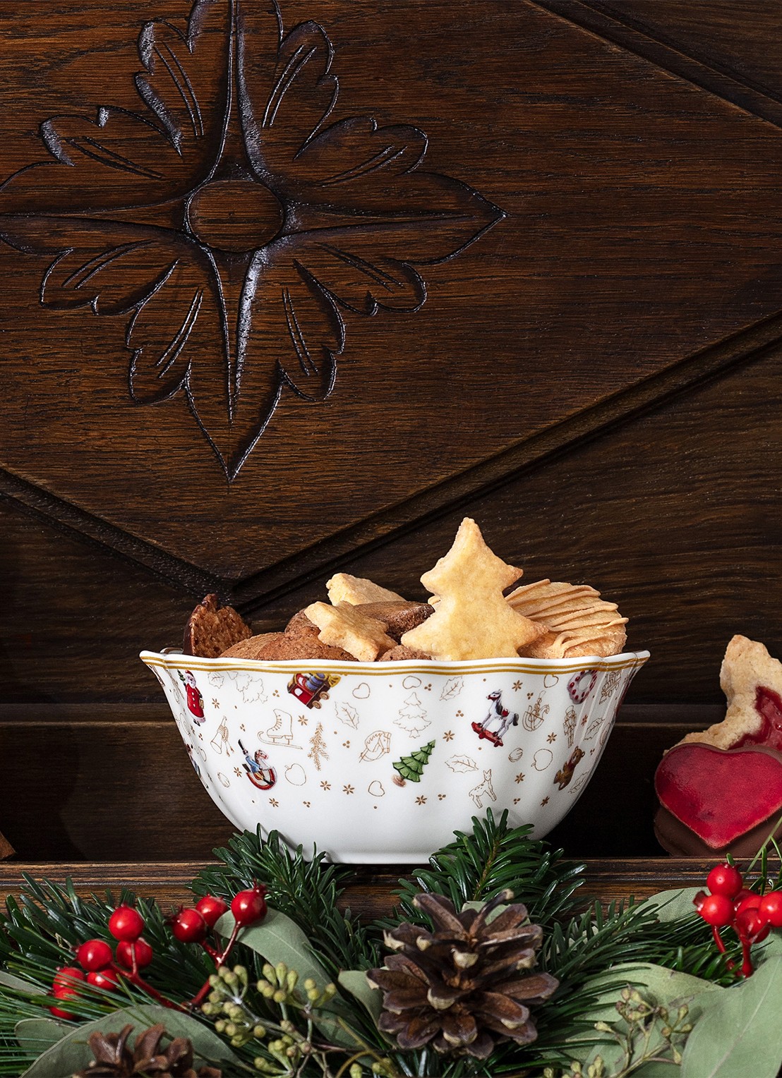 Villeroy & Boch Toy's Delight jubileumseditie kerst kom 15 cm - voorkant 3 goud