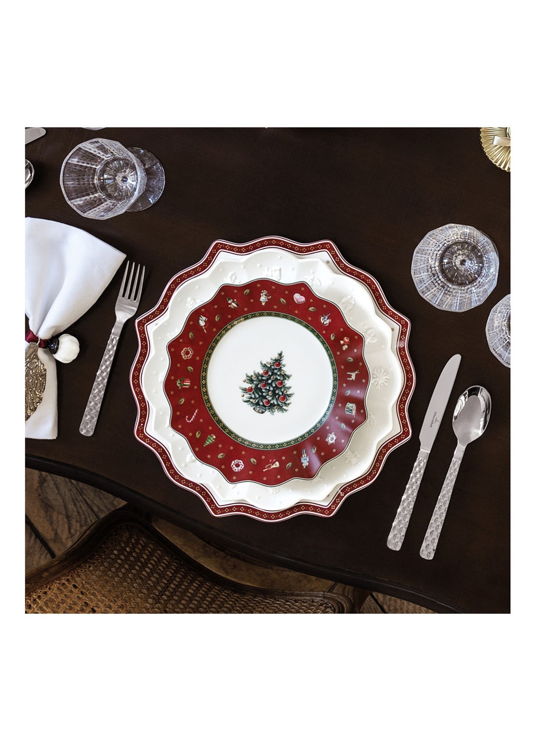 Villeroy & Boch Toy's Delight Kerst dinerbord 25 cm - detail 3 steenrood