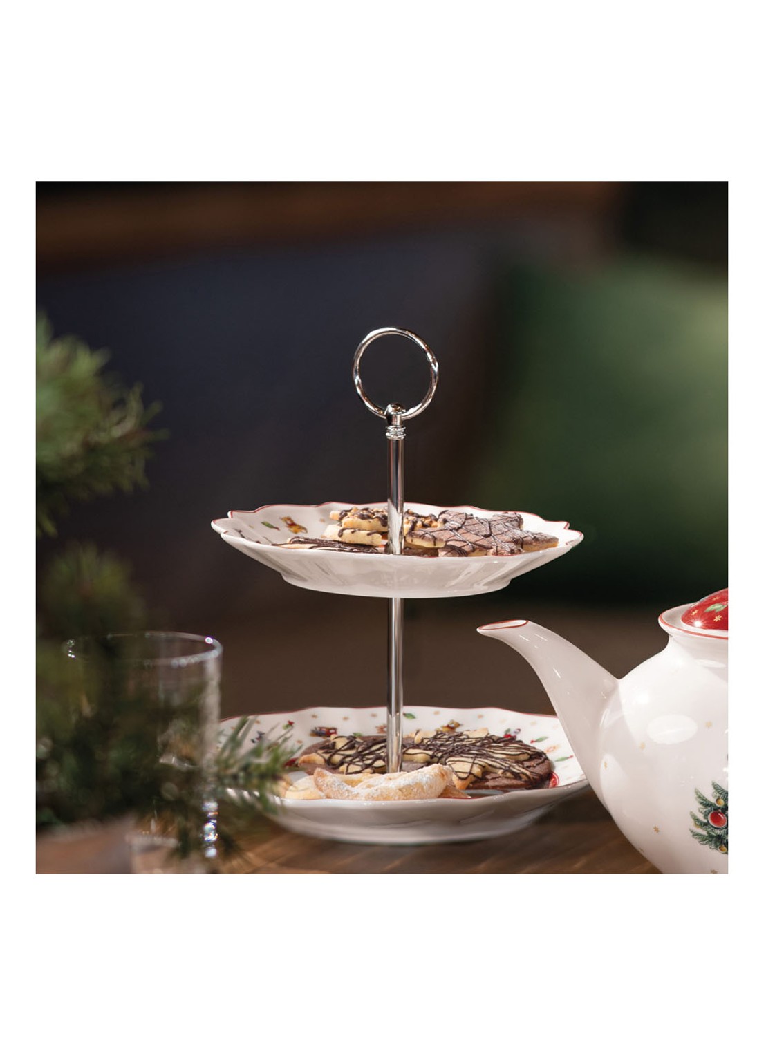 Villeroy & Boch Toy's Delight Kerst etagère 24 cm - detail 4 gebroken wit