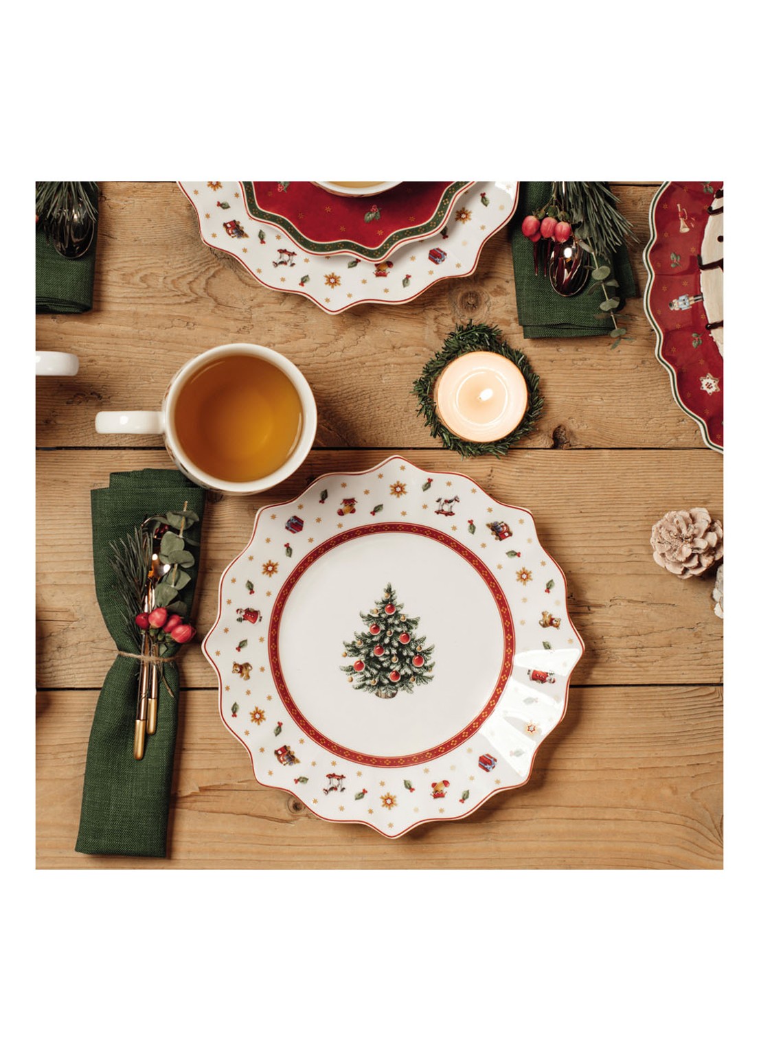 Villeroy & Boch Toy's Delight Kerst ontbijtbord 24 cm - detail 3 gebroken wit