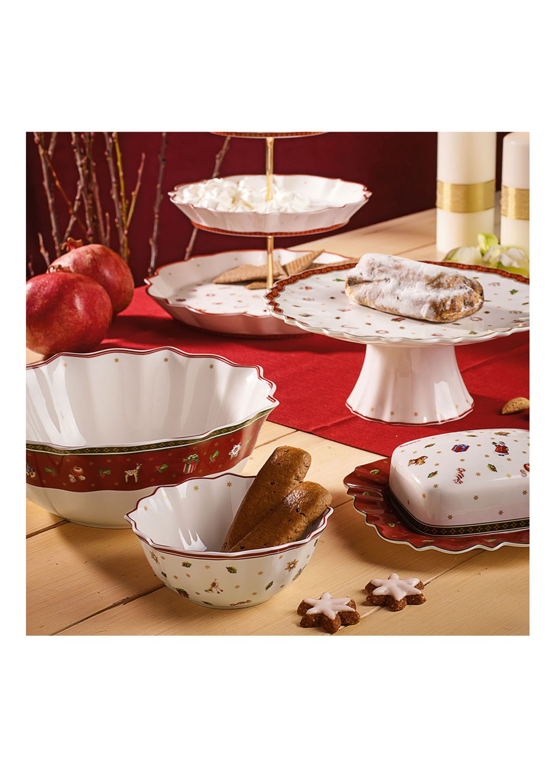 Villeroy & Boch Toy's Delight Kerst taartplateau 21 cm - detail steenrood