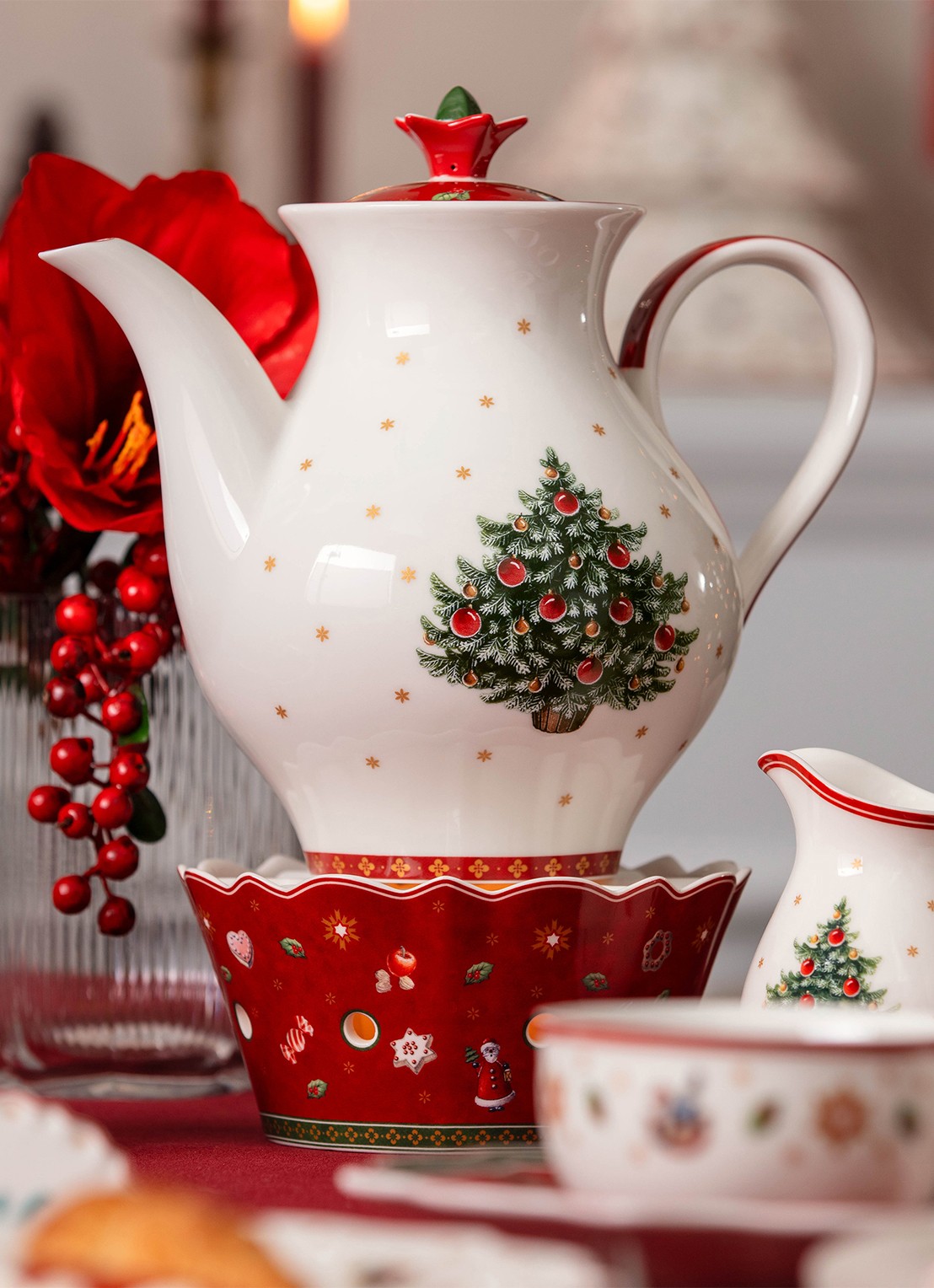 Villeroy & Boch Toy's Delight koffiepot - achterkant 3 rood