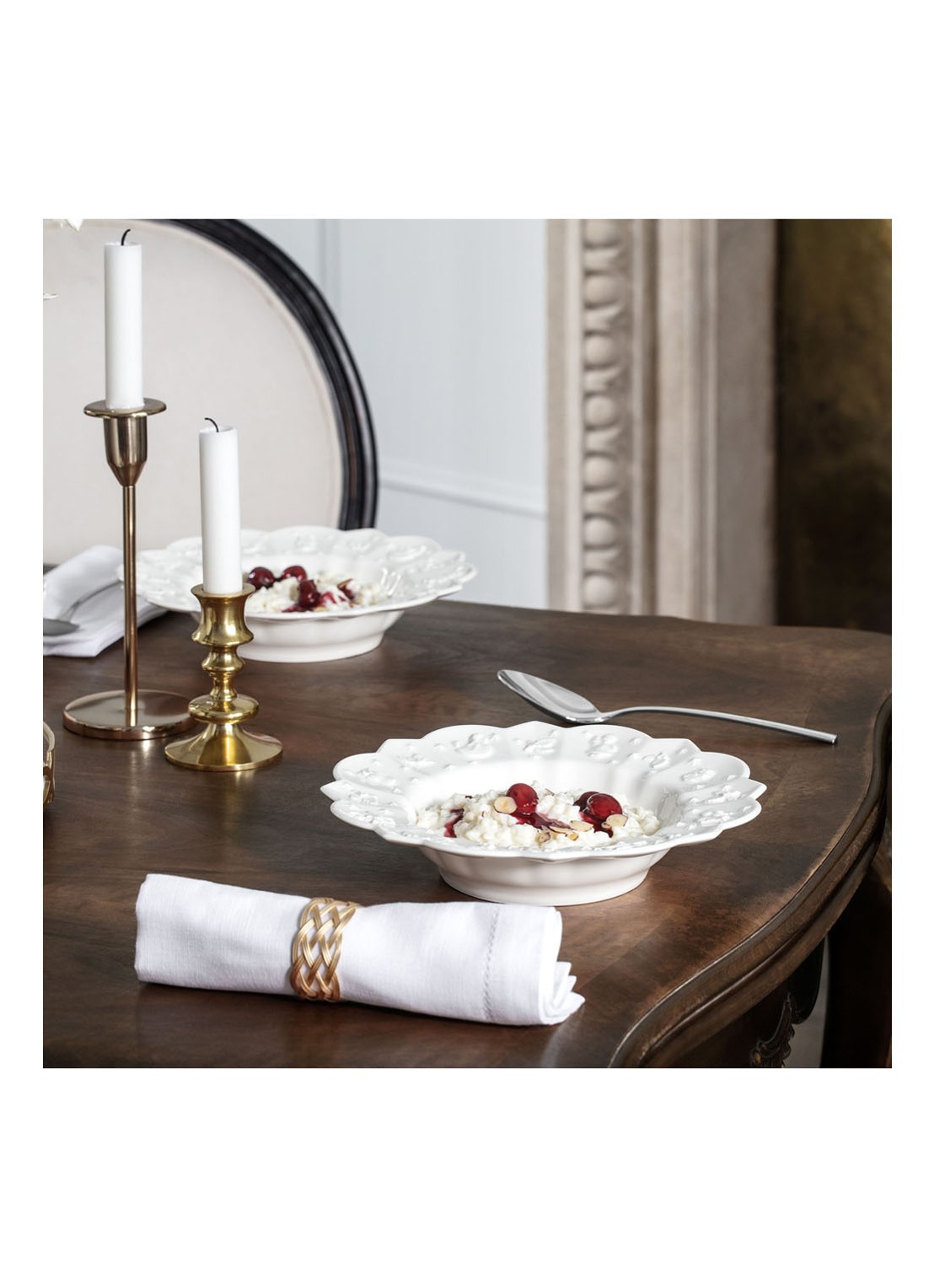 Villeroy & Boch Toy's Delight Royal Classic diep bord 23,5 cm  - detail 4 gebroken wit