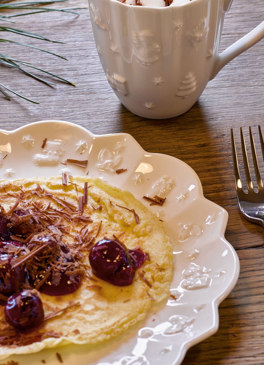 Villeroy & Boch Toy's Delight Royal Classic Kerst ontbijtbord 24 cm - achterkant gebroken wit