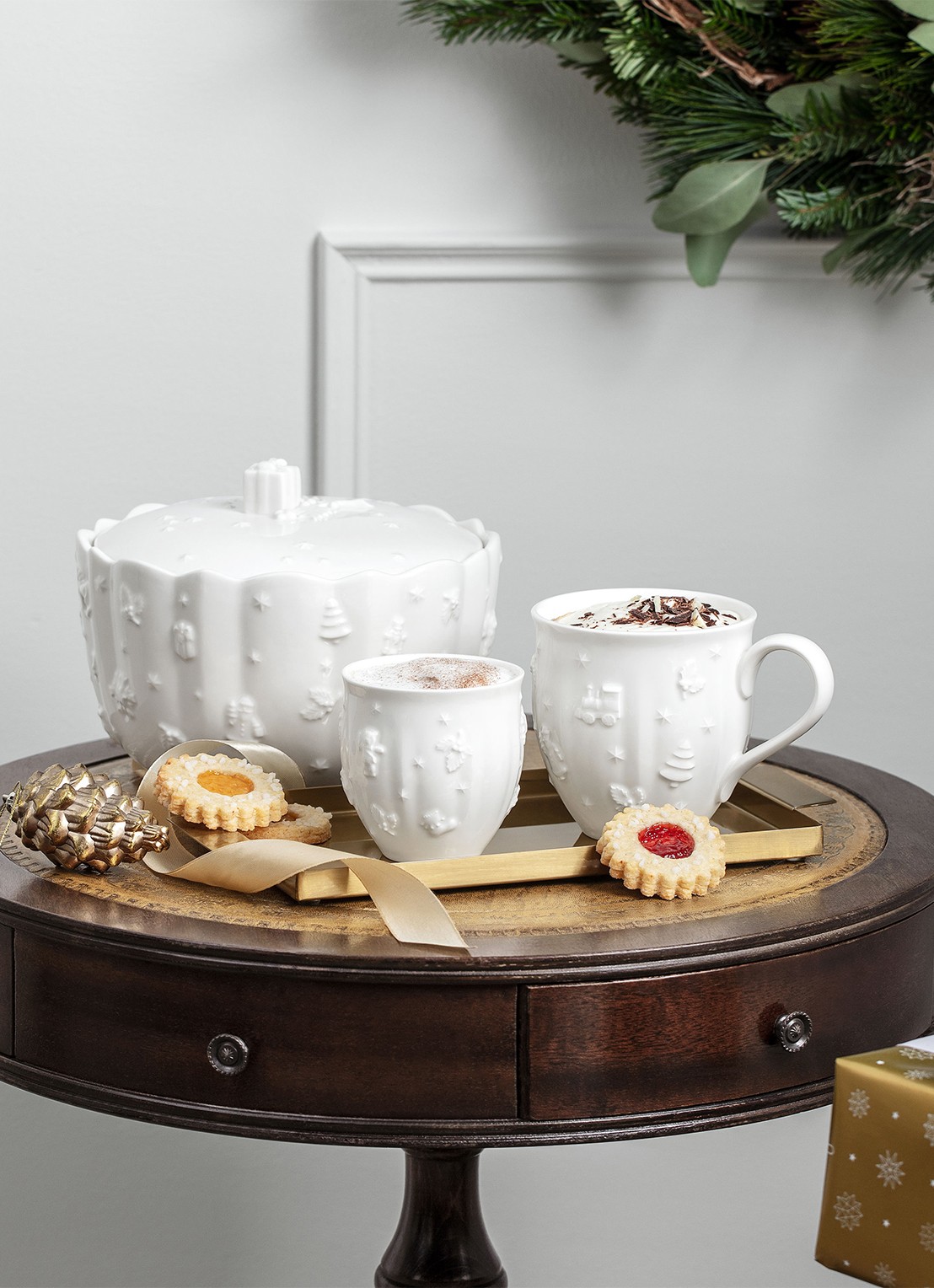 Villeroy & Boch Toy's Delight Royal Classic mok 50 cl - achterkant 5 gebroken wit