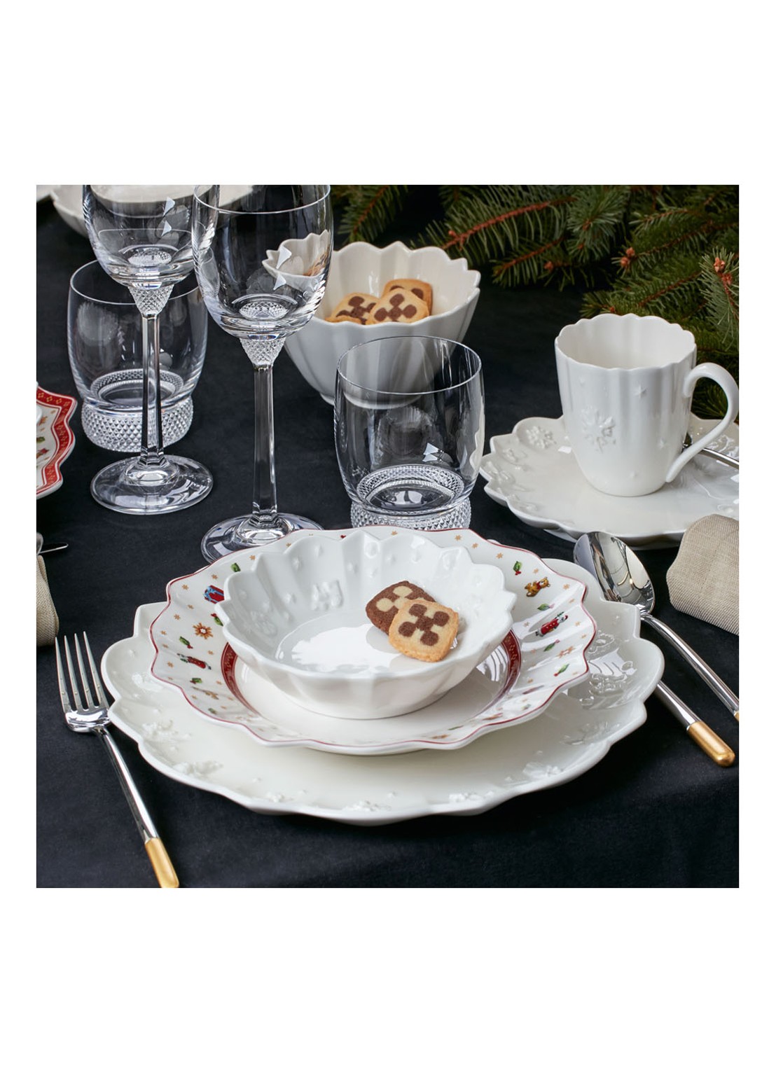 Villeroy & Boch Toy's Delight schaal 24 cm - detail 3 gebroken wit