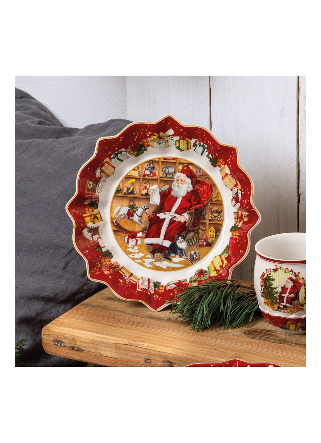 Villeroy & Boch Toy's Fantasy serveerschaal 25 cm - detail 6 steenrood