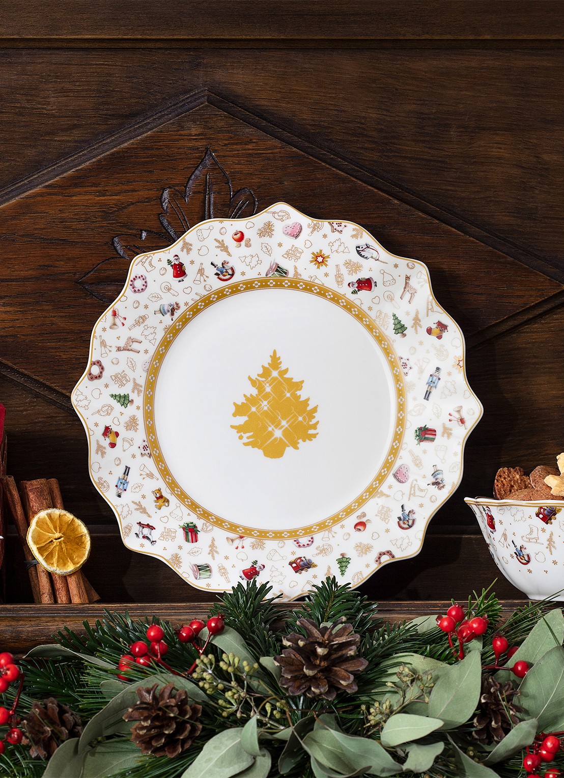 Villeroy & Boch Toys Delight kerst bord 24 cm - voorkant 2 gebroken wit