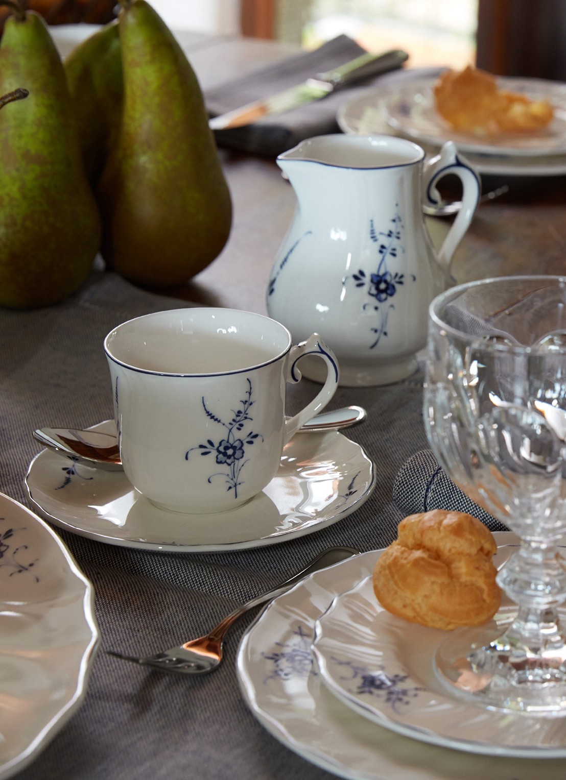 Villeroy & Boch Vieux Luxembourg espressokopje 10 cl - detail 4 gebroken wit