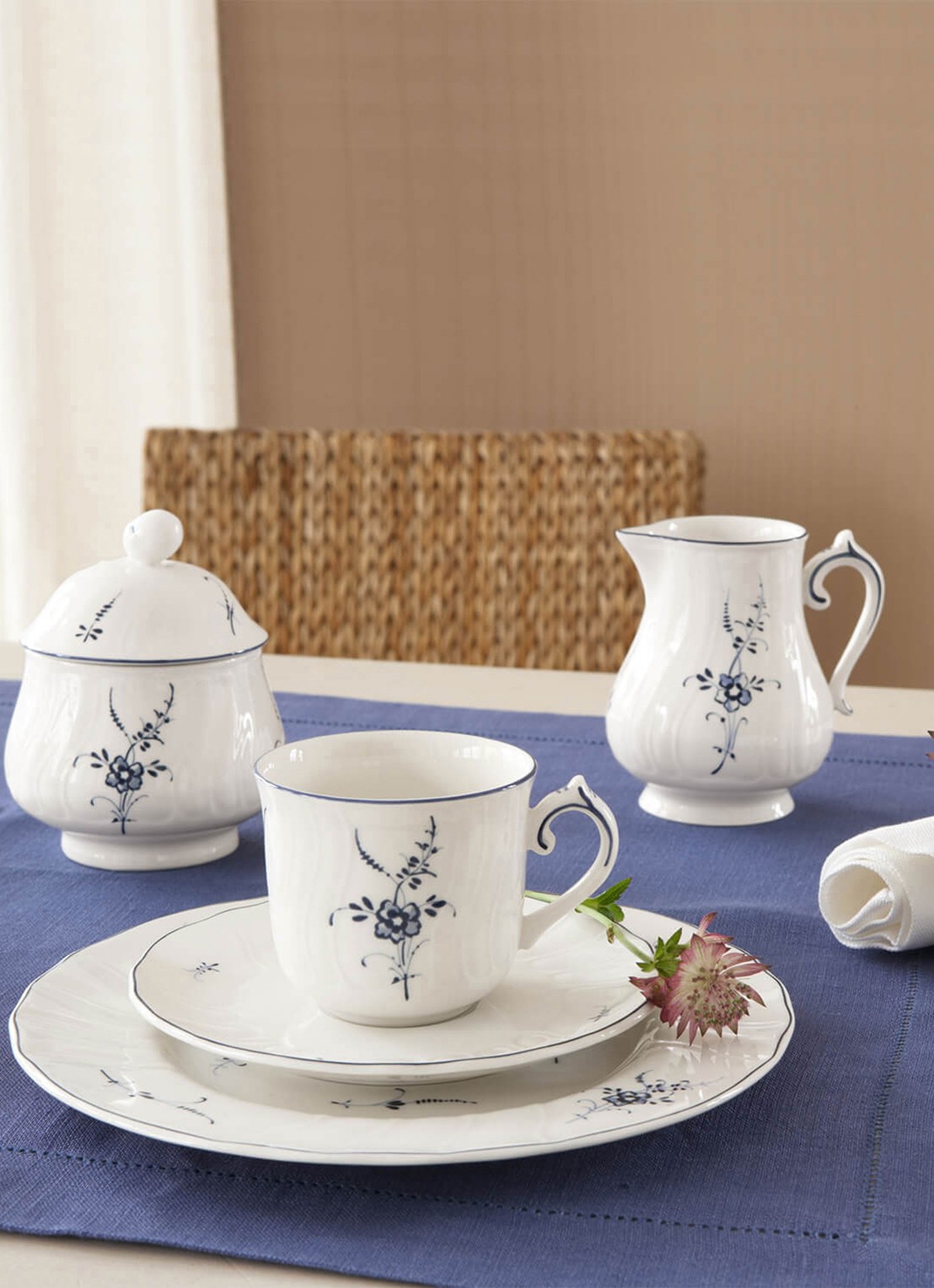 Villeroy & Boch Vieux Luxembourg melkkan 0,3 liter - achterkant gebroken wit