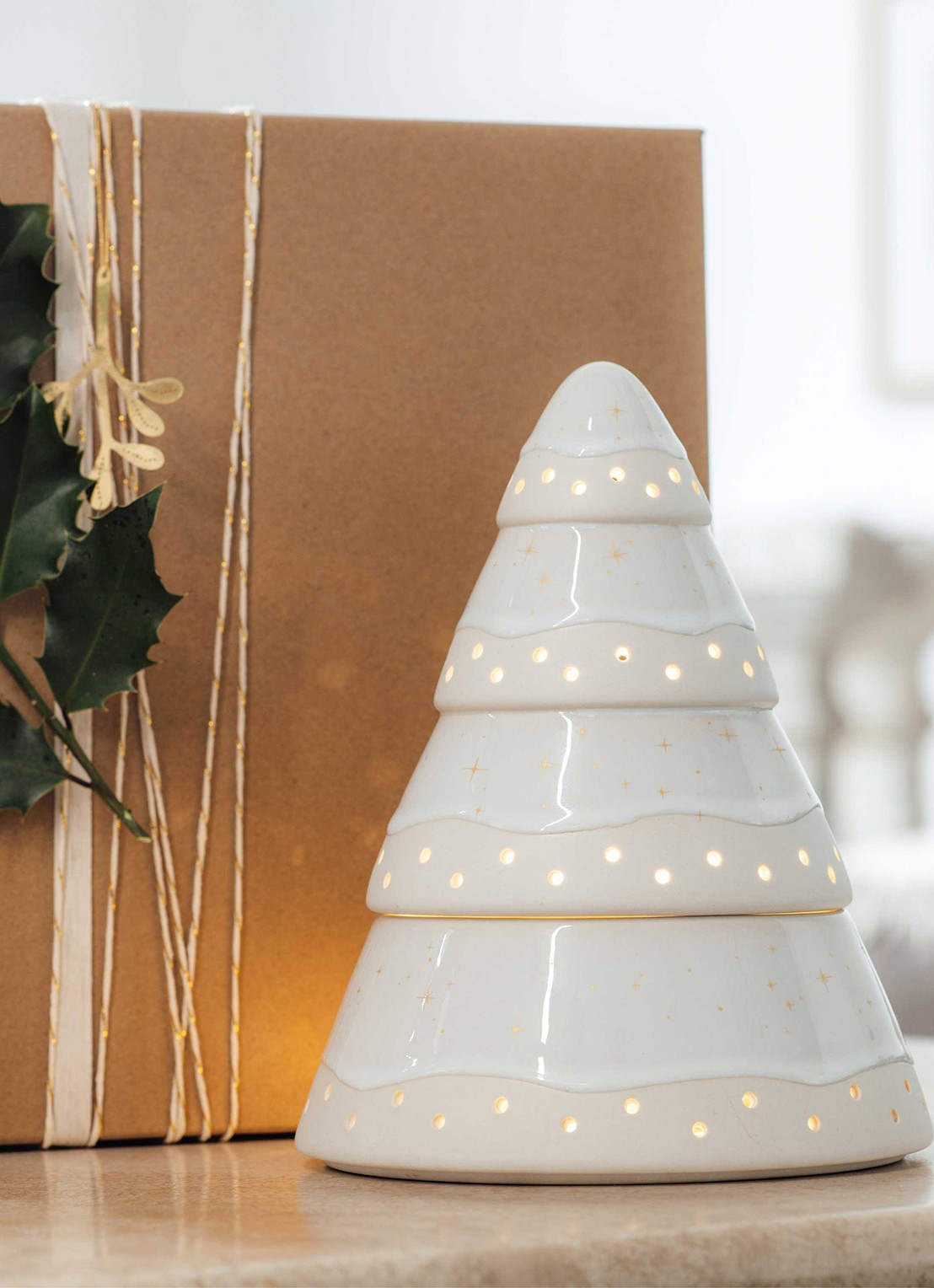 Villeroy & Boch Winter Glow waxinelichthouder 18 cm - detail 2 beige
