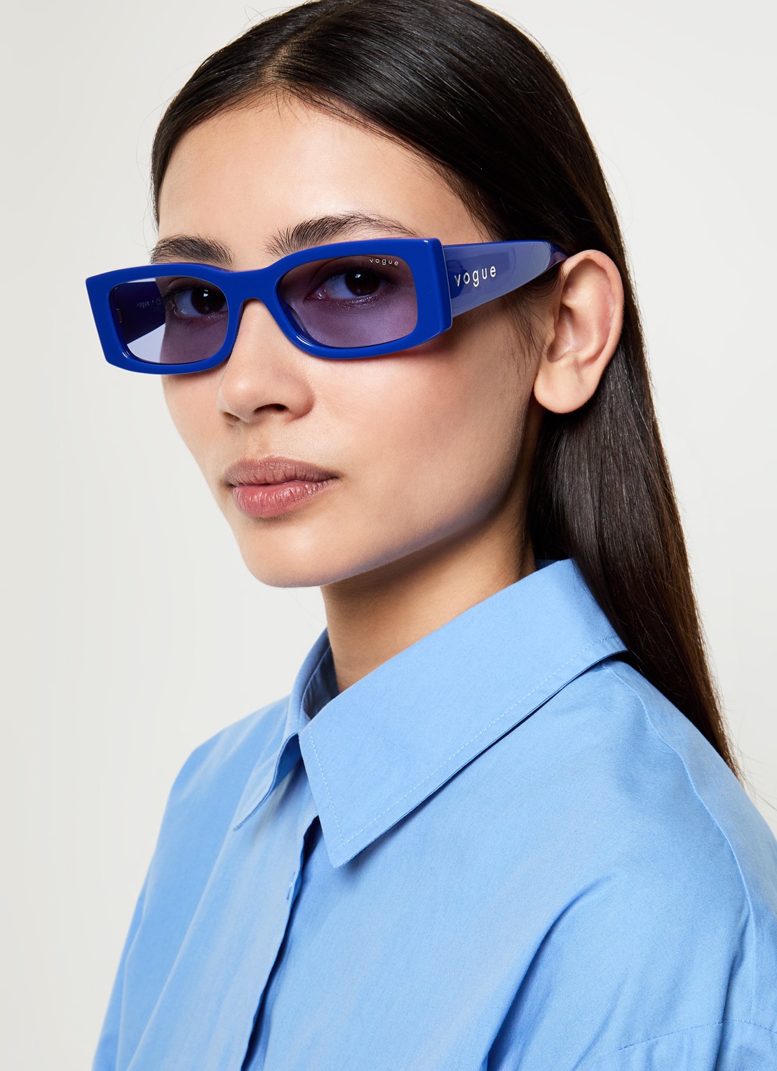 Vogue Zonnebril VO5584S - voorkant 5 blauw