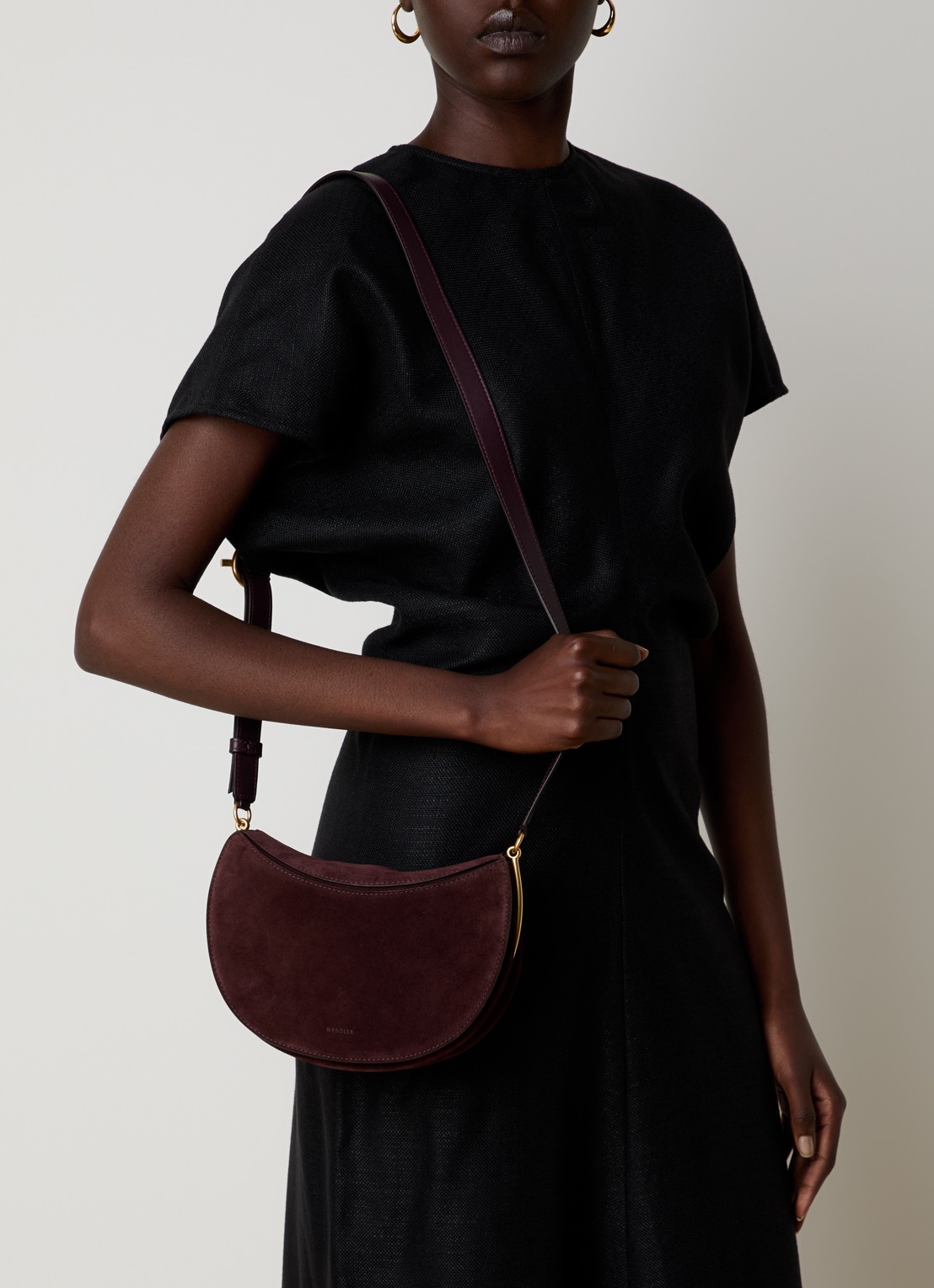 Wandler Kate crossbodytas van suède - voorkant 2 kastanjebruin