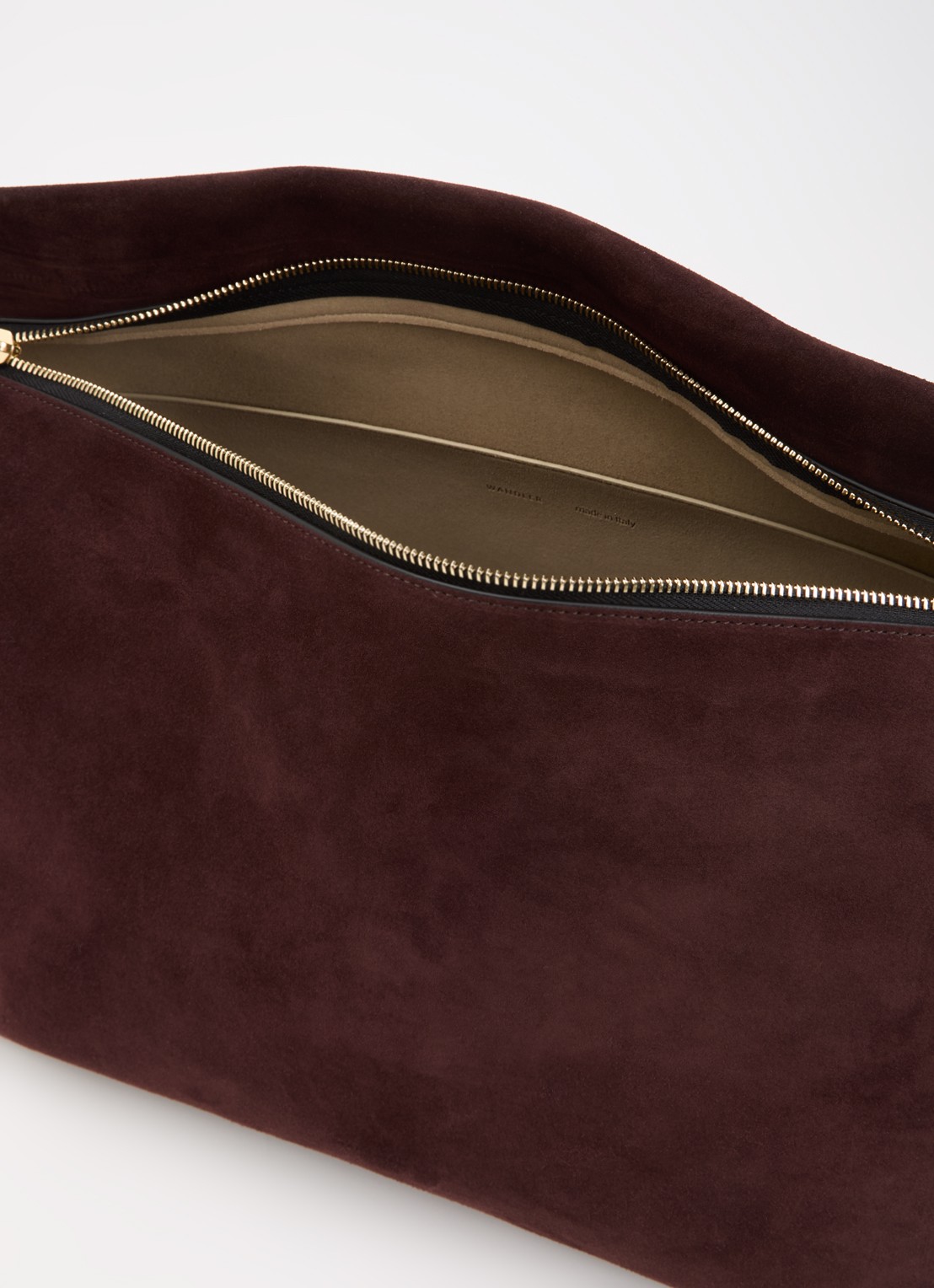 Wandler Penelope Tote schoudertas van kalfssuède - detail bordeauxrood