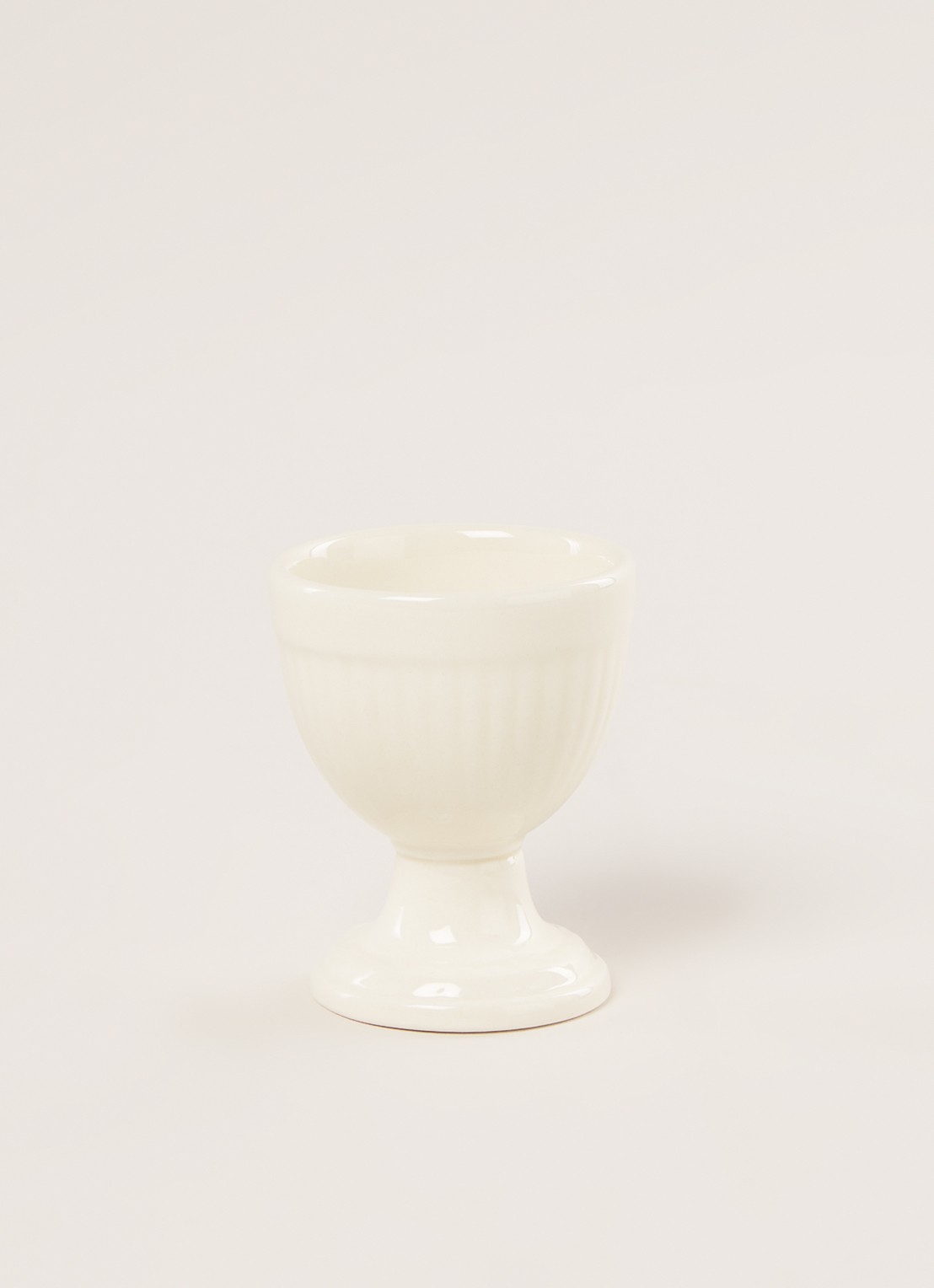 Wedgwood Edme eierdop  - voorkant 3 gebroken wit