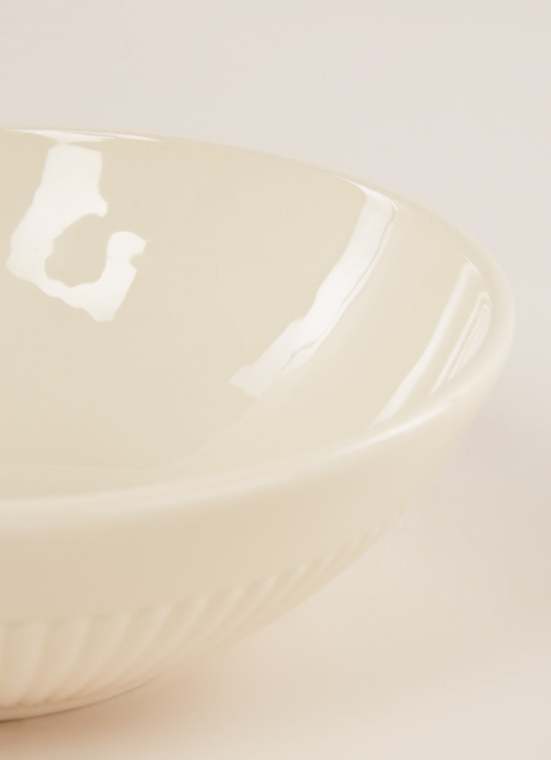 Wedgwood Edme kom 18 cm  - detail 3 gebroken wit