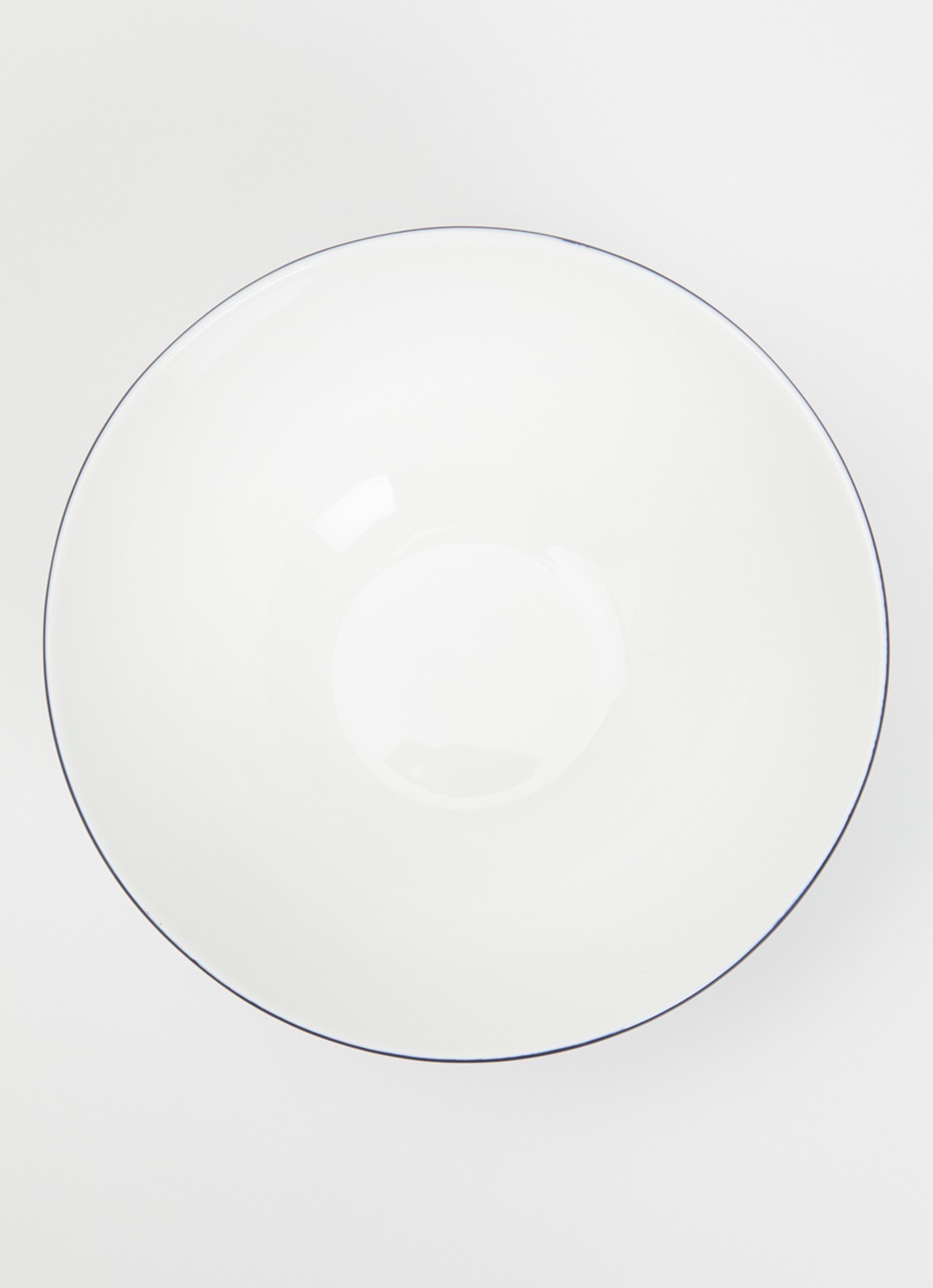 Wedgwood Gio kom 16 cm - voorkant 2 wit