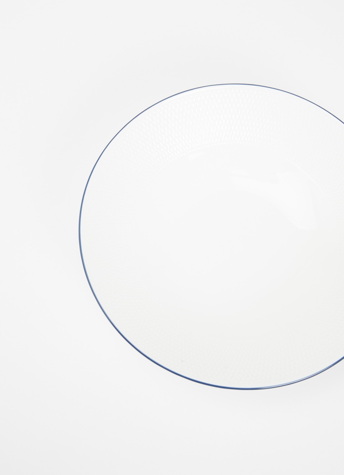 Wedgwood Gio pastabord 23 cm - detail wit