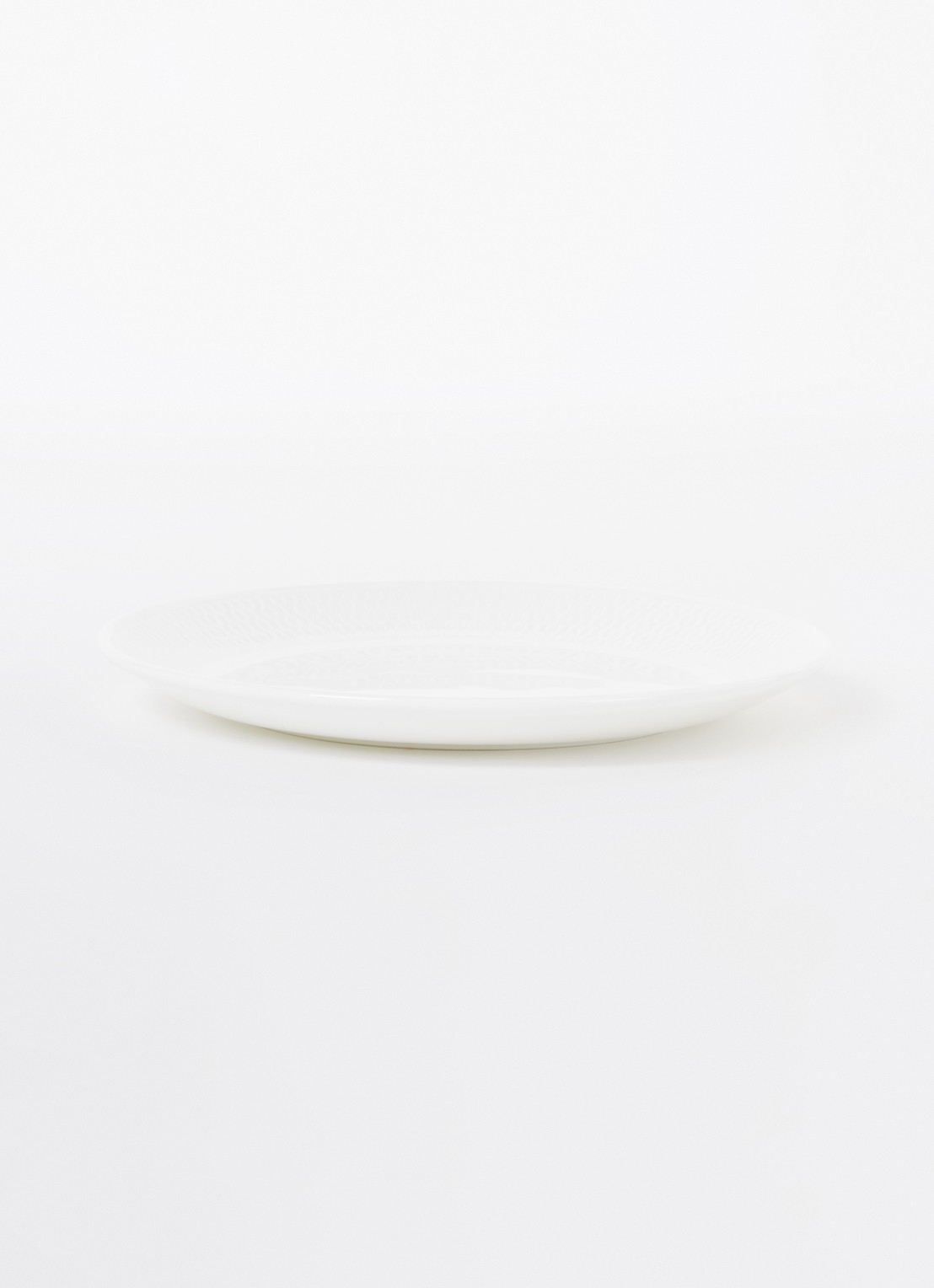 Wedgwood Gio Plate Coupe 17cm/7in - voorkant 2 gebroken wit