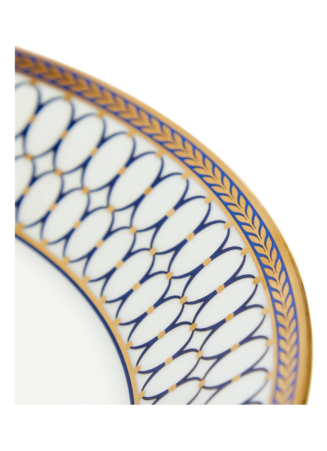 Wedgwood Renaissance Gold diep bord 22 cm - detail gebroken wit