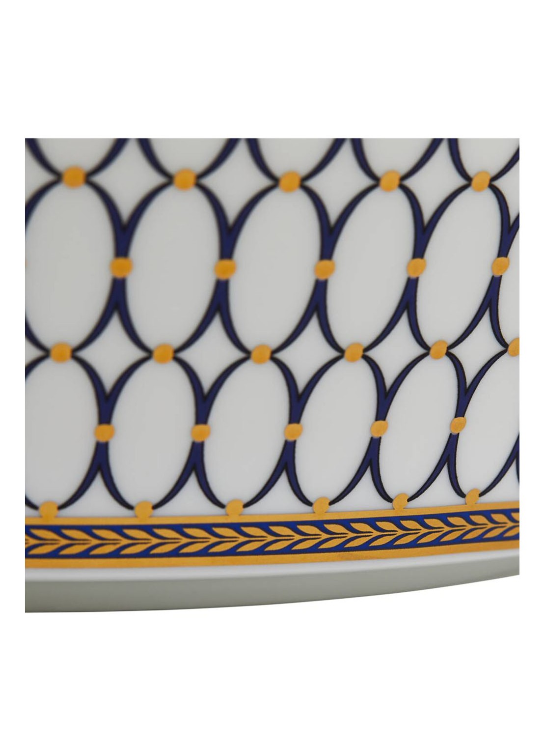 Wedgwood Renaissance Gold saladeschaal 25 cm - detail 4 donkerblauw