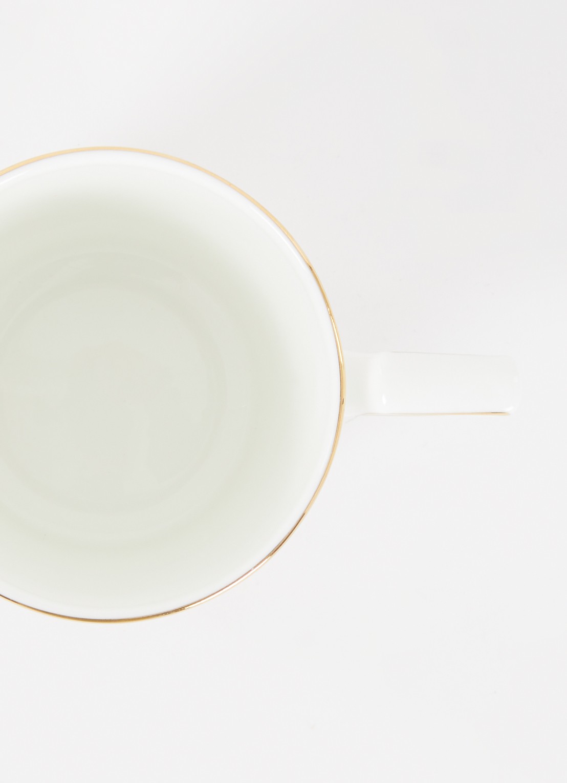 Wedgwood Renaissance Grey kopje 30 cl - voorkant 2 gebroken wit