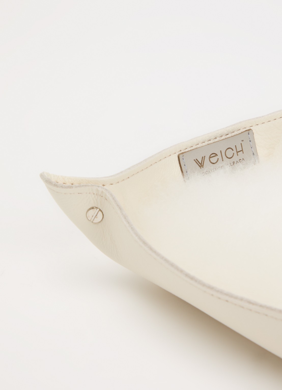 WEICH Todo Catchall opbergschaal van alpaca vacht 20 cm - voorkant 2 gebroken wit