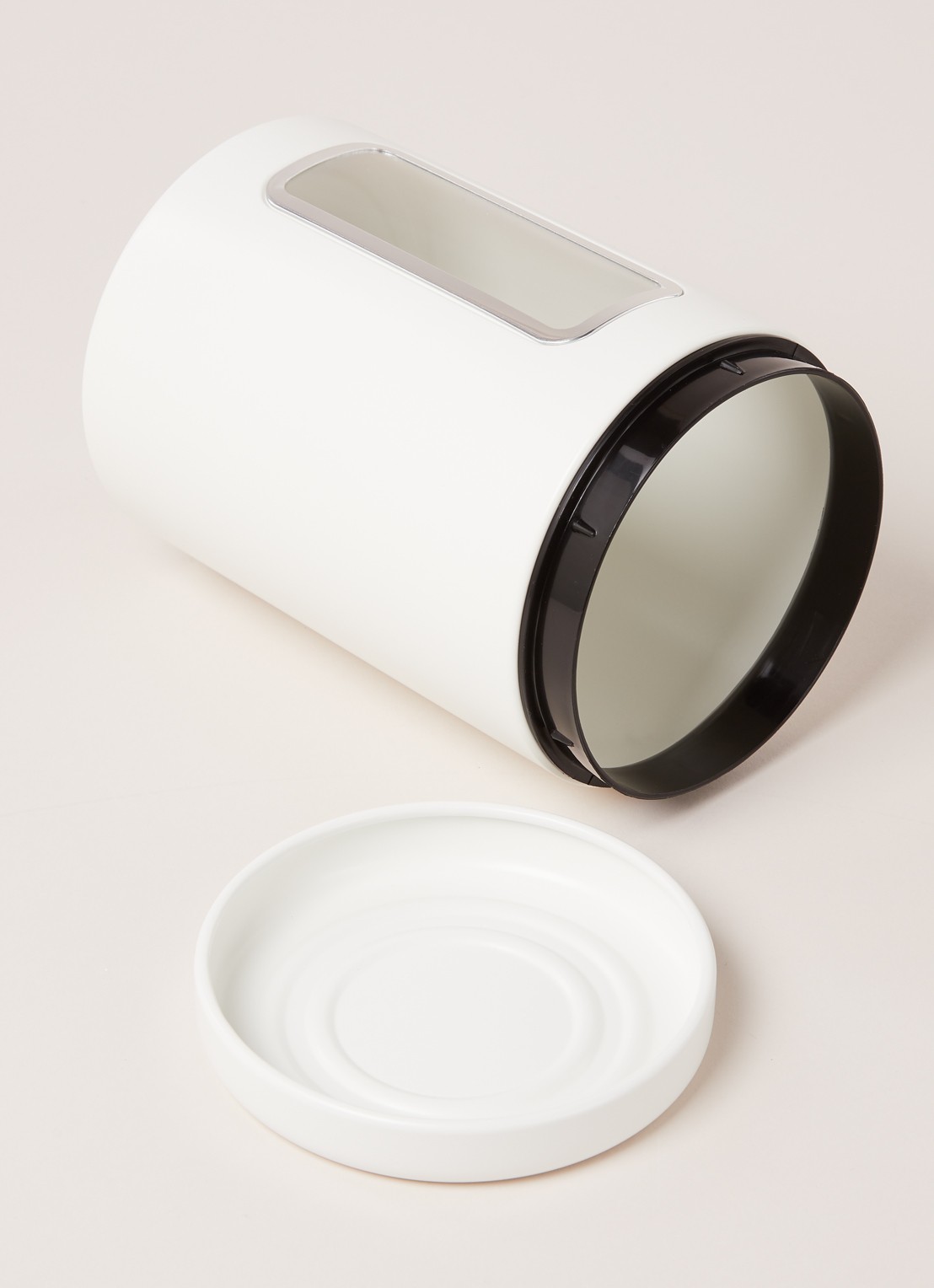 Wesco Canister voorraadpot met deksel - detail gebroken wit
