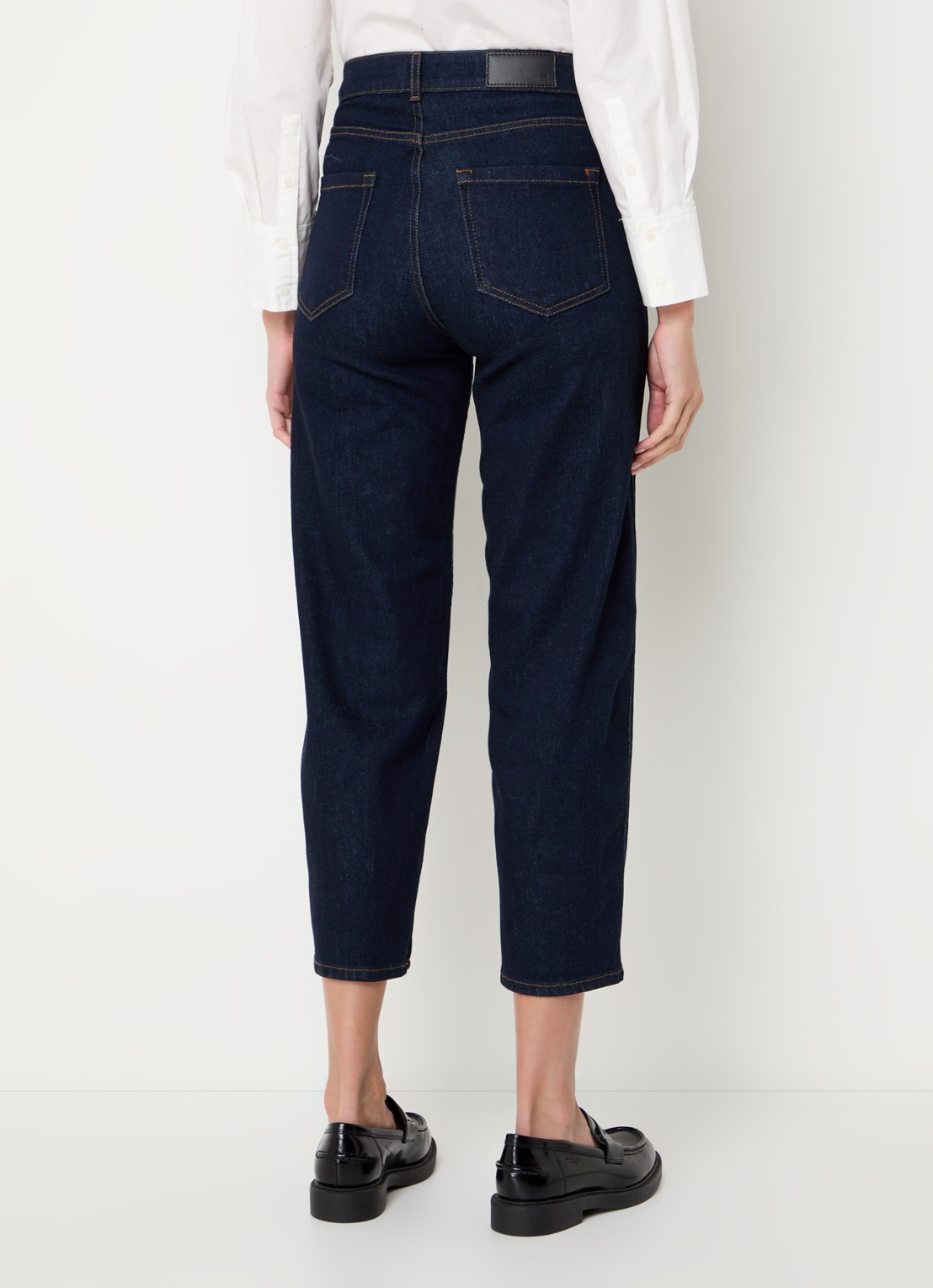 Whistles Barrel high waist cropped tapered jeans met donkere wassing - achterkant 3 indigo
