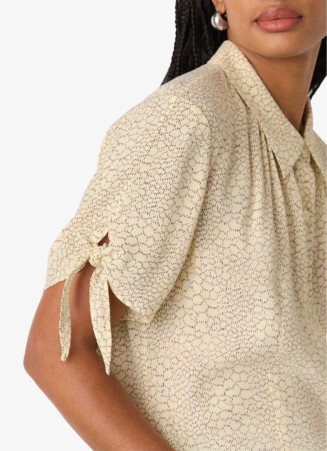 Whistles Dashed Marks blouse met print - detail 2 beige