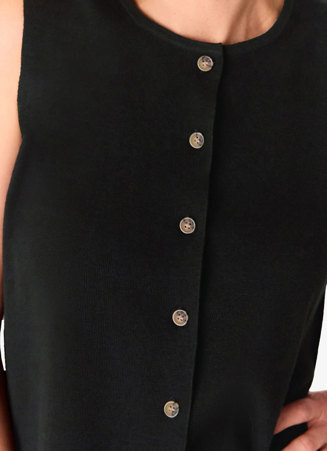 Whistles Lucy fijngebreid gilet met stretch - detail 4 zwart