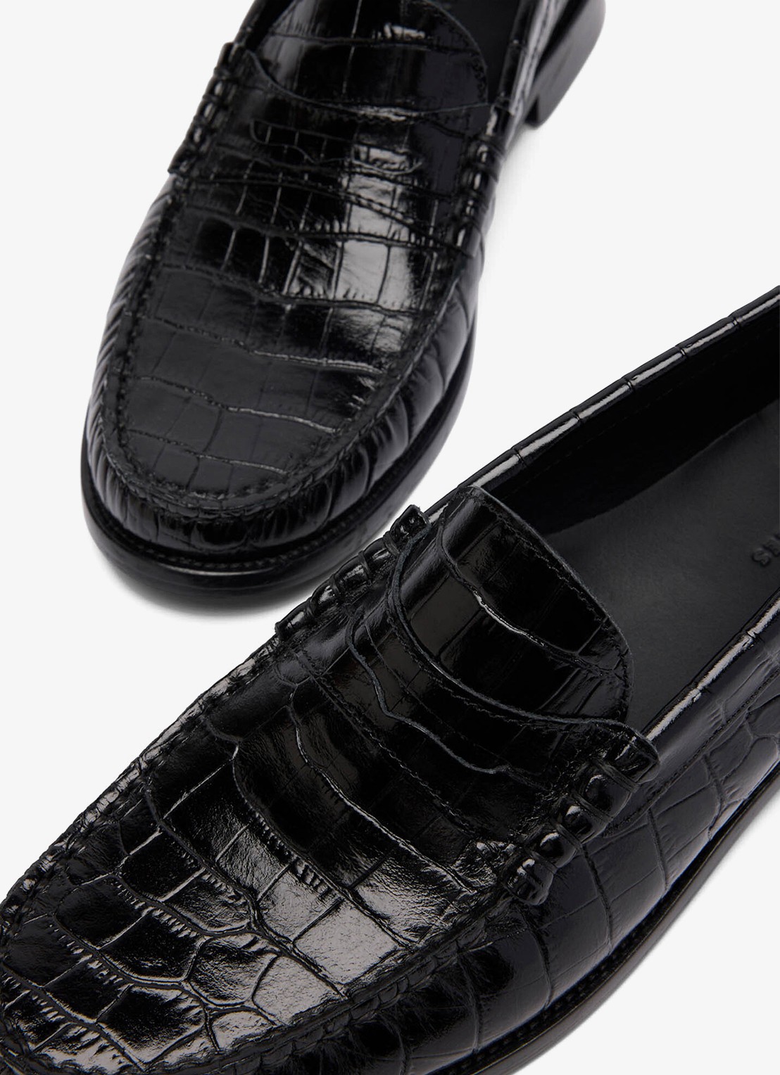 Whistles Manny loafer van leer met crocostructuur - detail 3 zwart