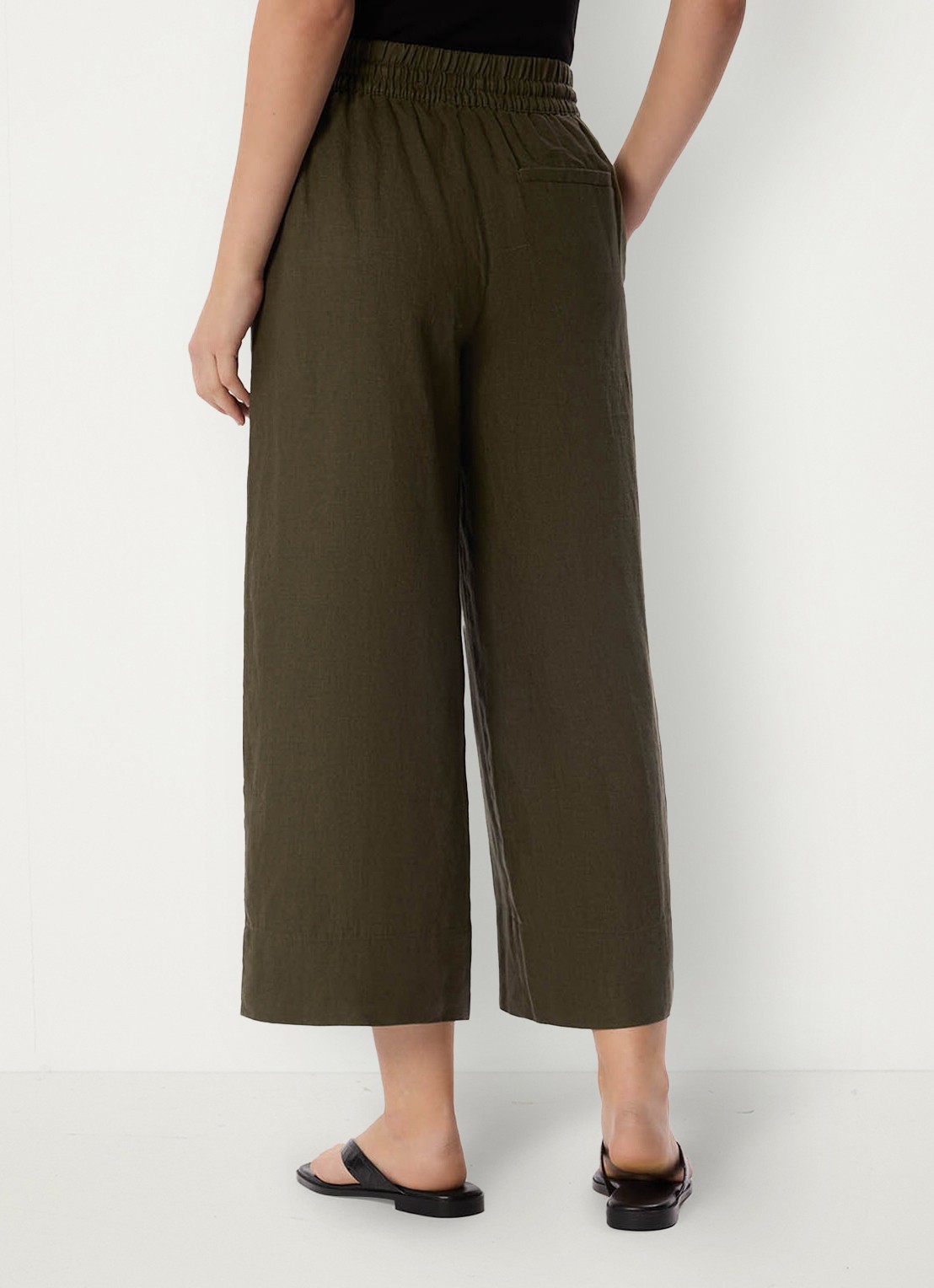 Whistles Mid waist cropped loose fit broek van linnen  - achterkant bronsgroen