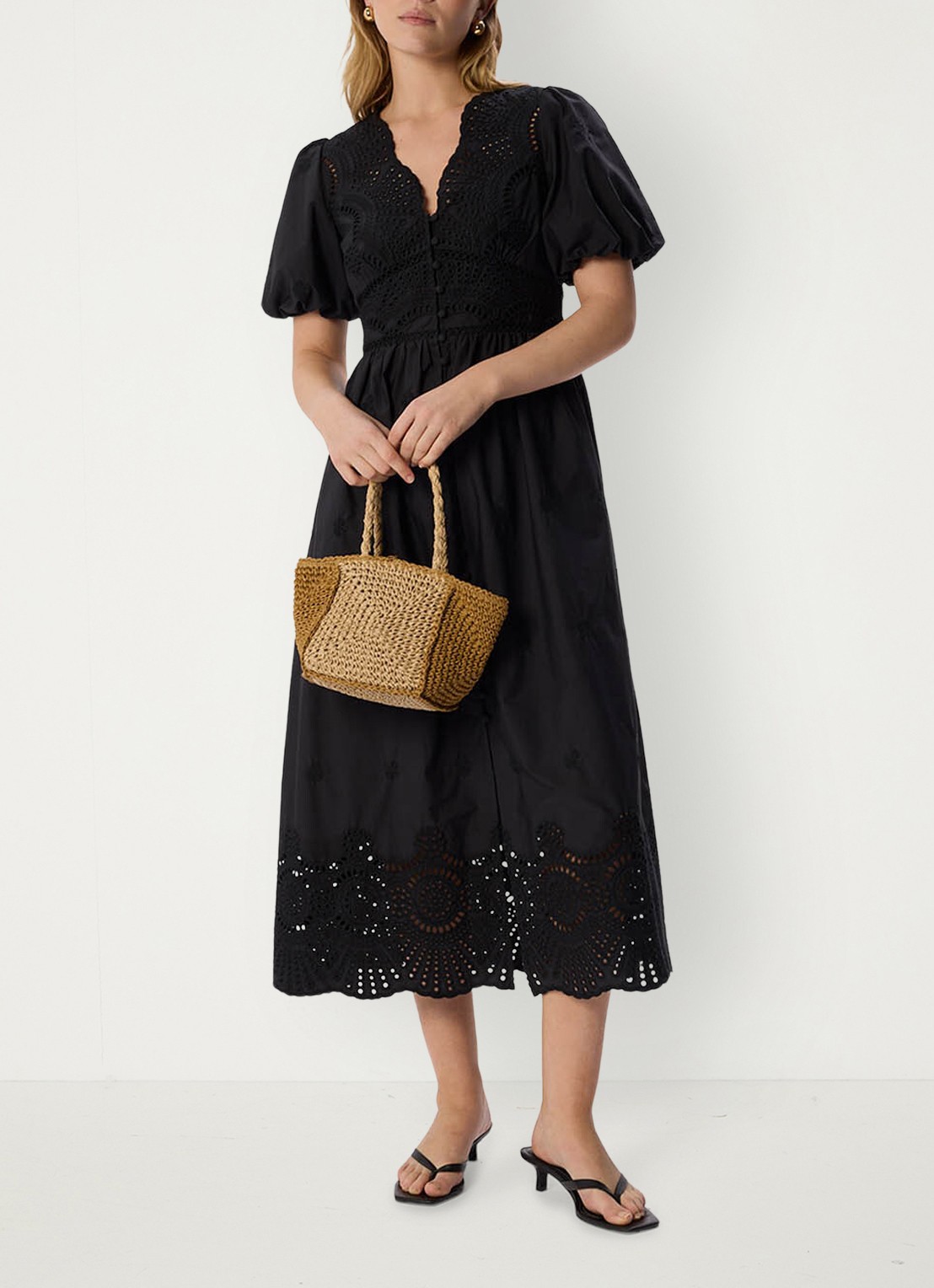Whistles Midi blousejurk met broderie en pofmouw - voorkant 4 zwart
