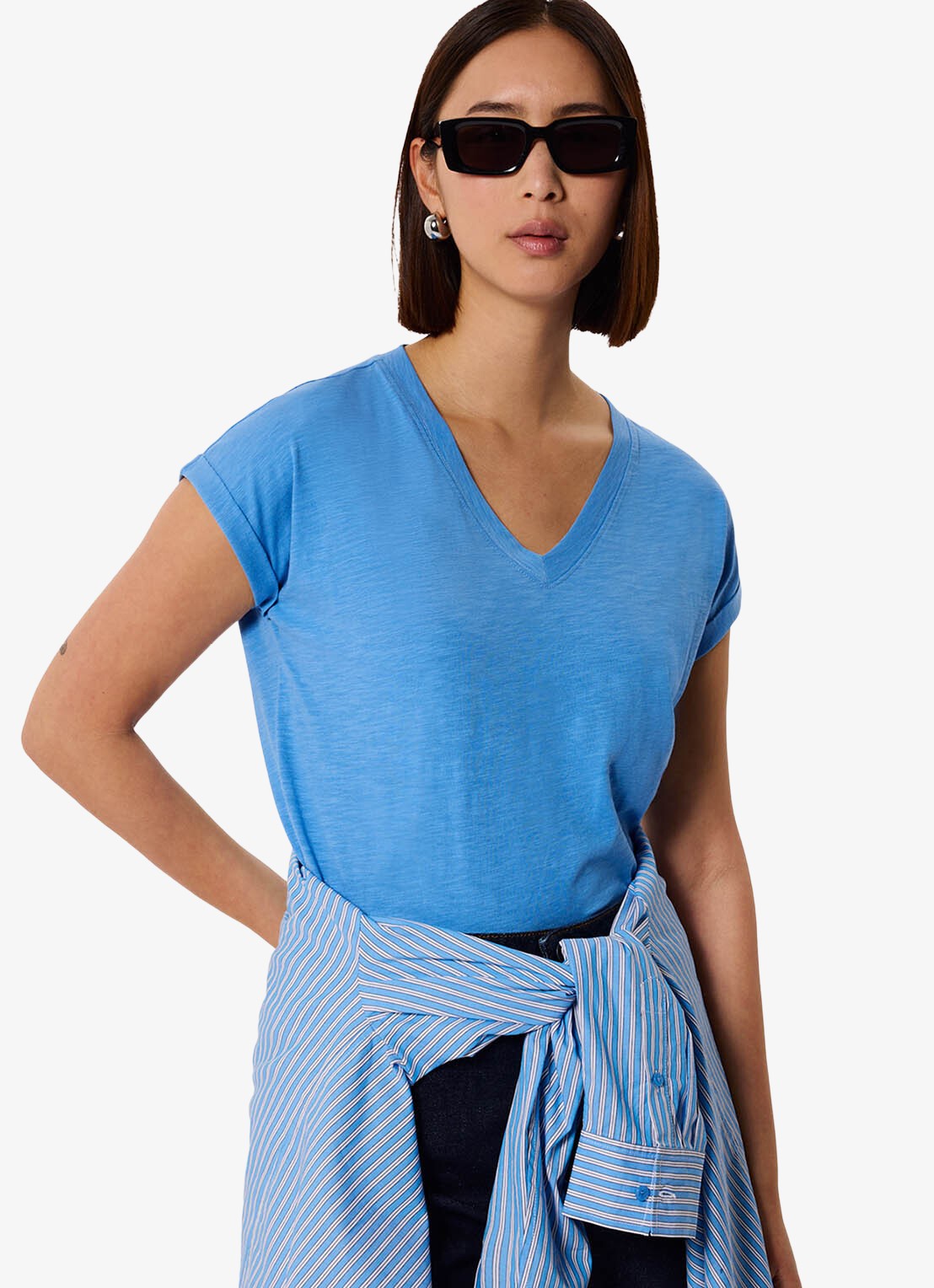 Whistles T-shirt met V-hals - detail 4 blauw