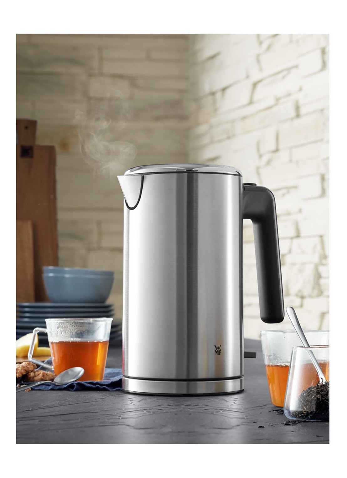 WMF LONO dubbelwandige waterkoker 1,3 liter 0413210011 - voorkant 2 zilver