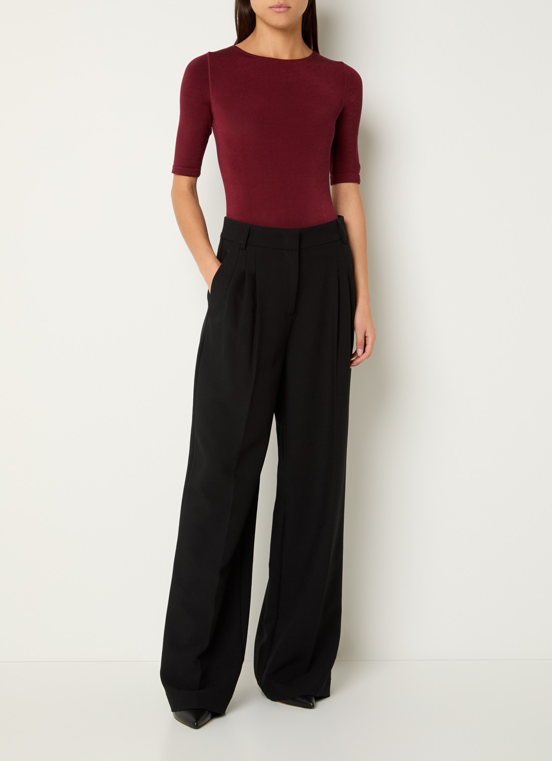 Wolford Bahamas body met ronde hals - voorkant 3 bordeauxrood