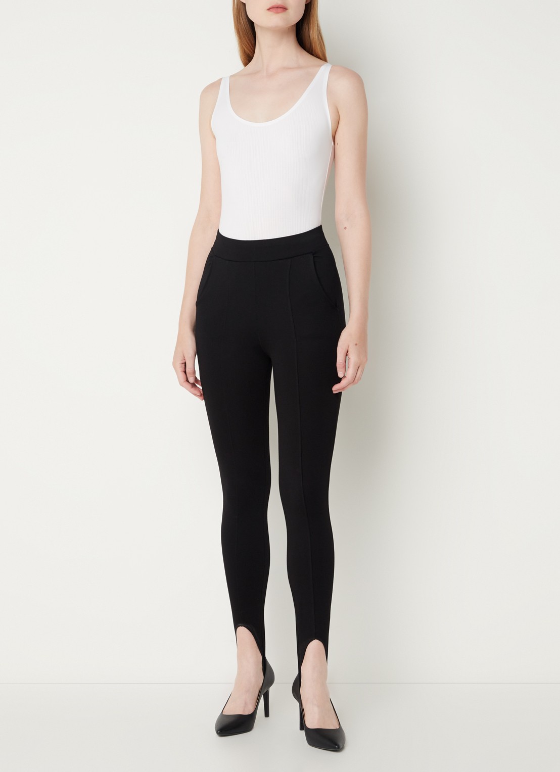 Wolford Beauty Cotton mouwloze stringbody - voorkant wit