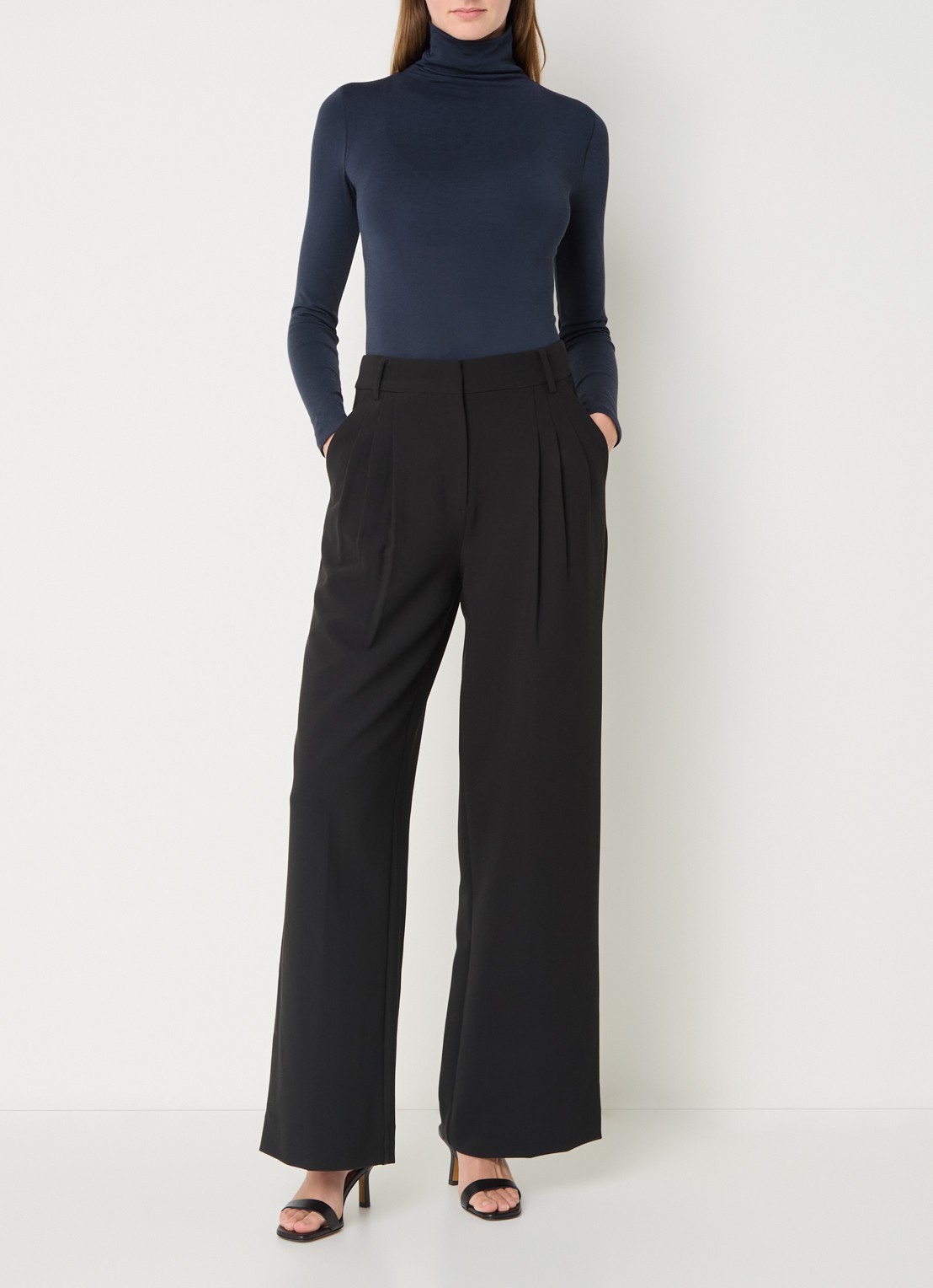 Wolford Colorado stringbody met col - voorkant 2 donkerblauw