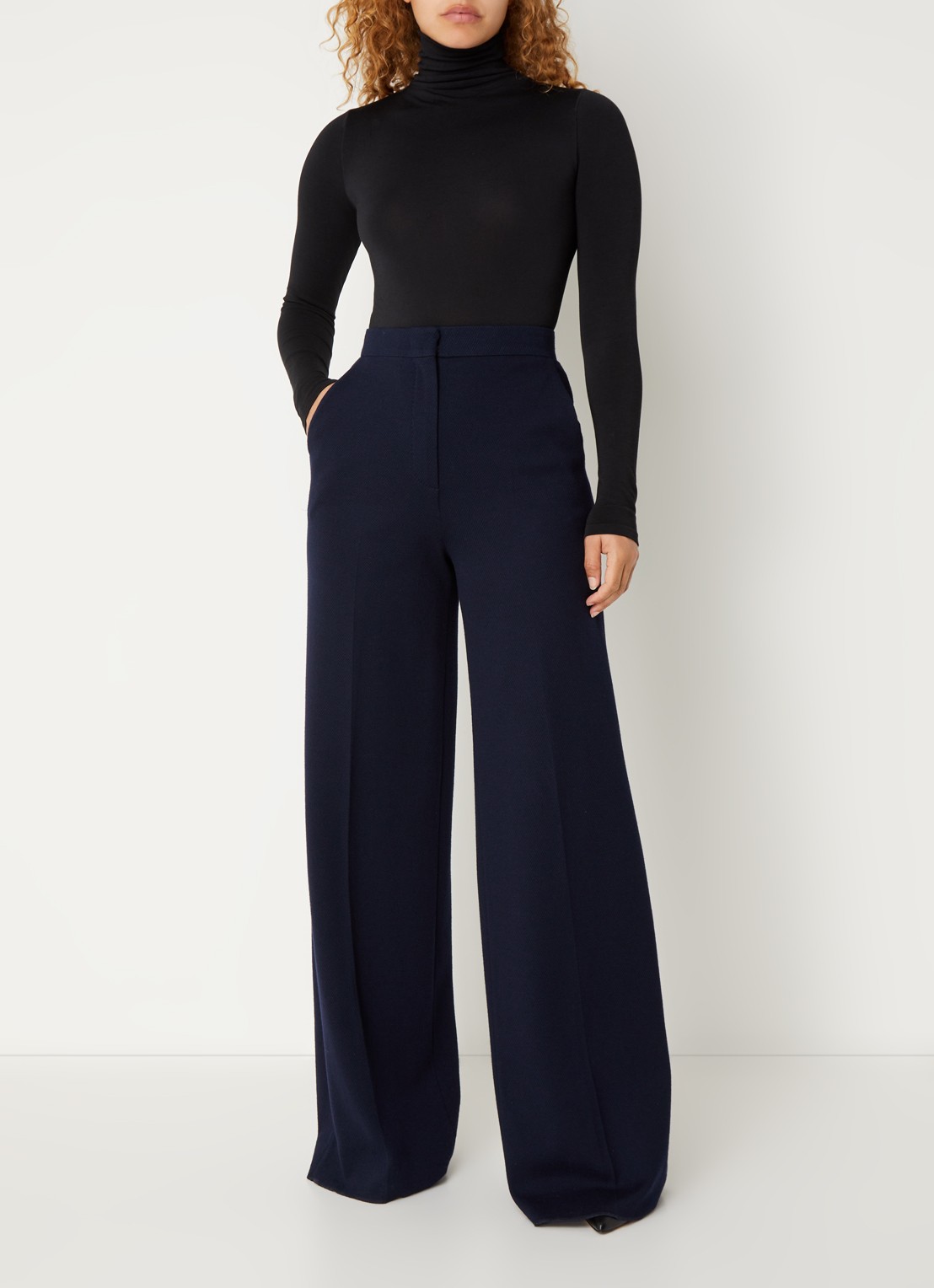 Wolford Colorado stringbody met col - voorkant 3 zwart
