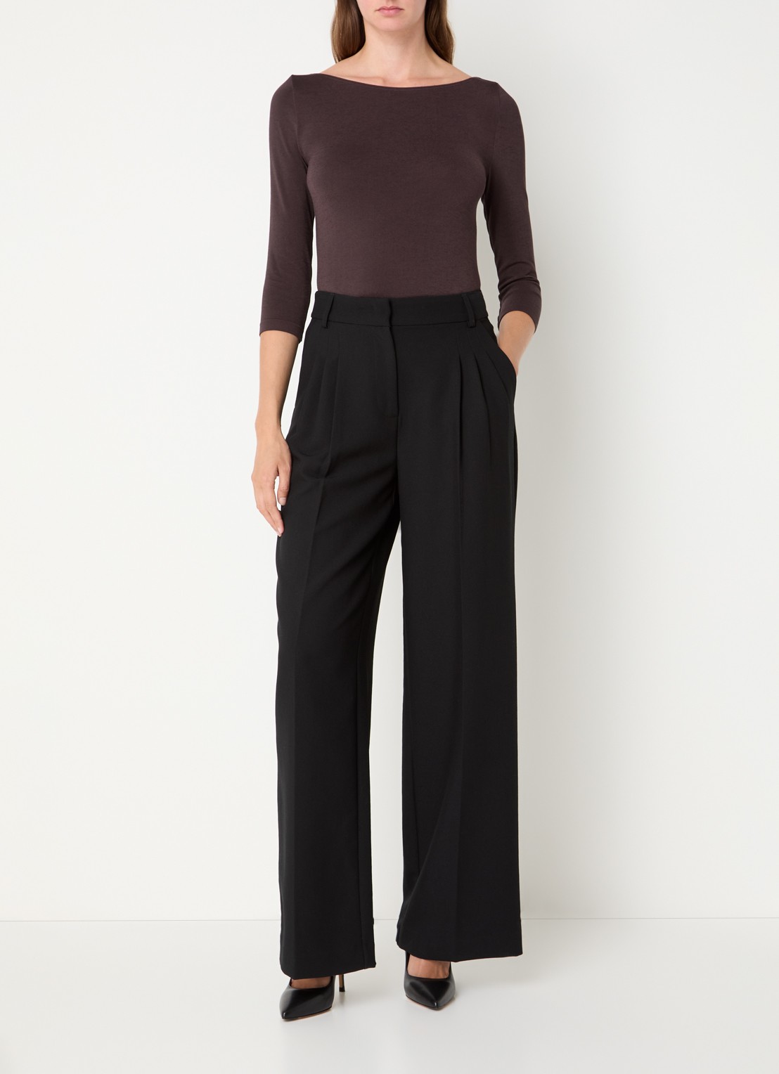 Wolford Cordoba top met boothals - voorkant 2 donkerbruin
