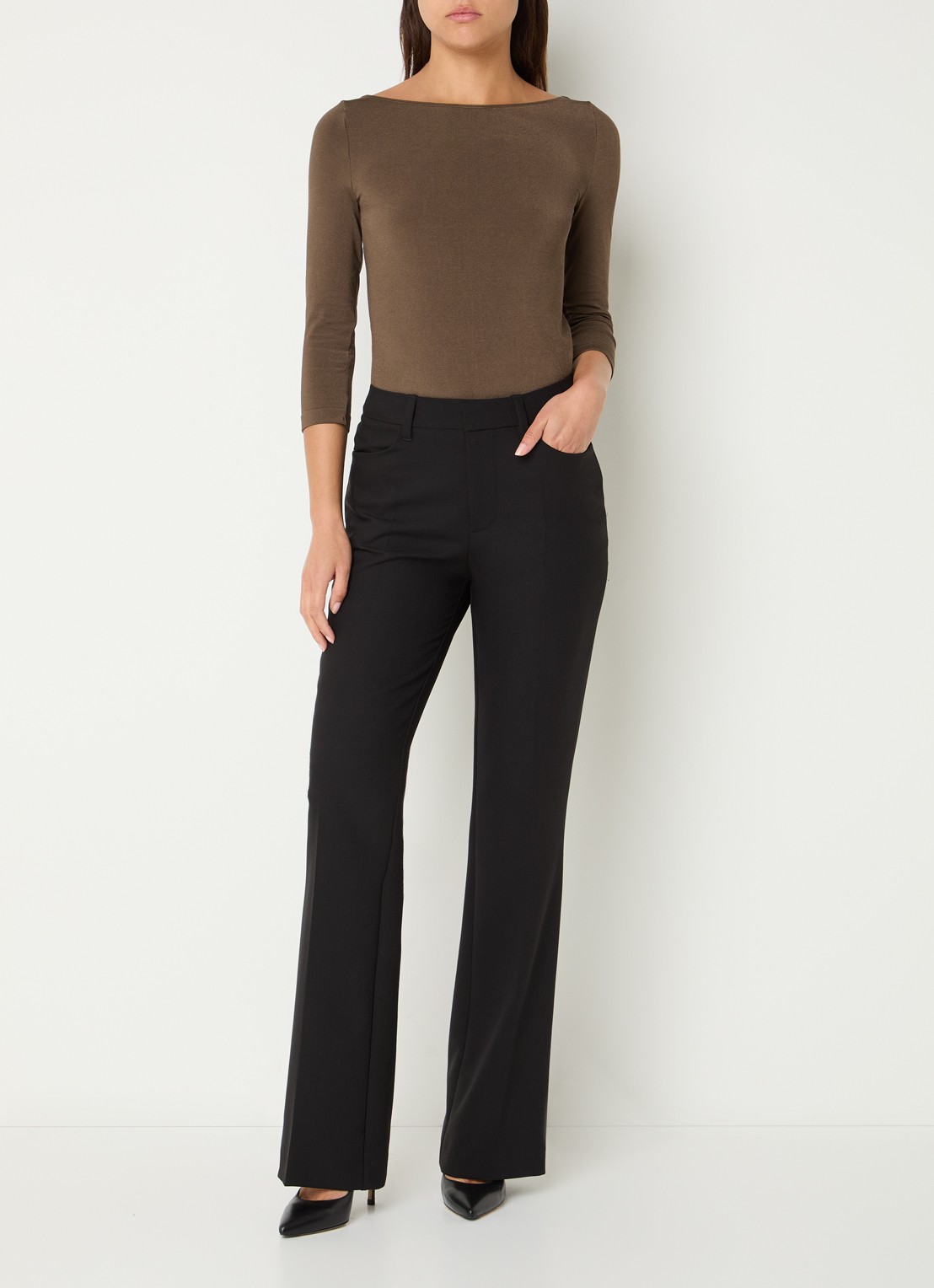 Wolford Cordoba top met boothals - voorkant 3 chocoladebruin