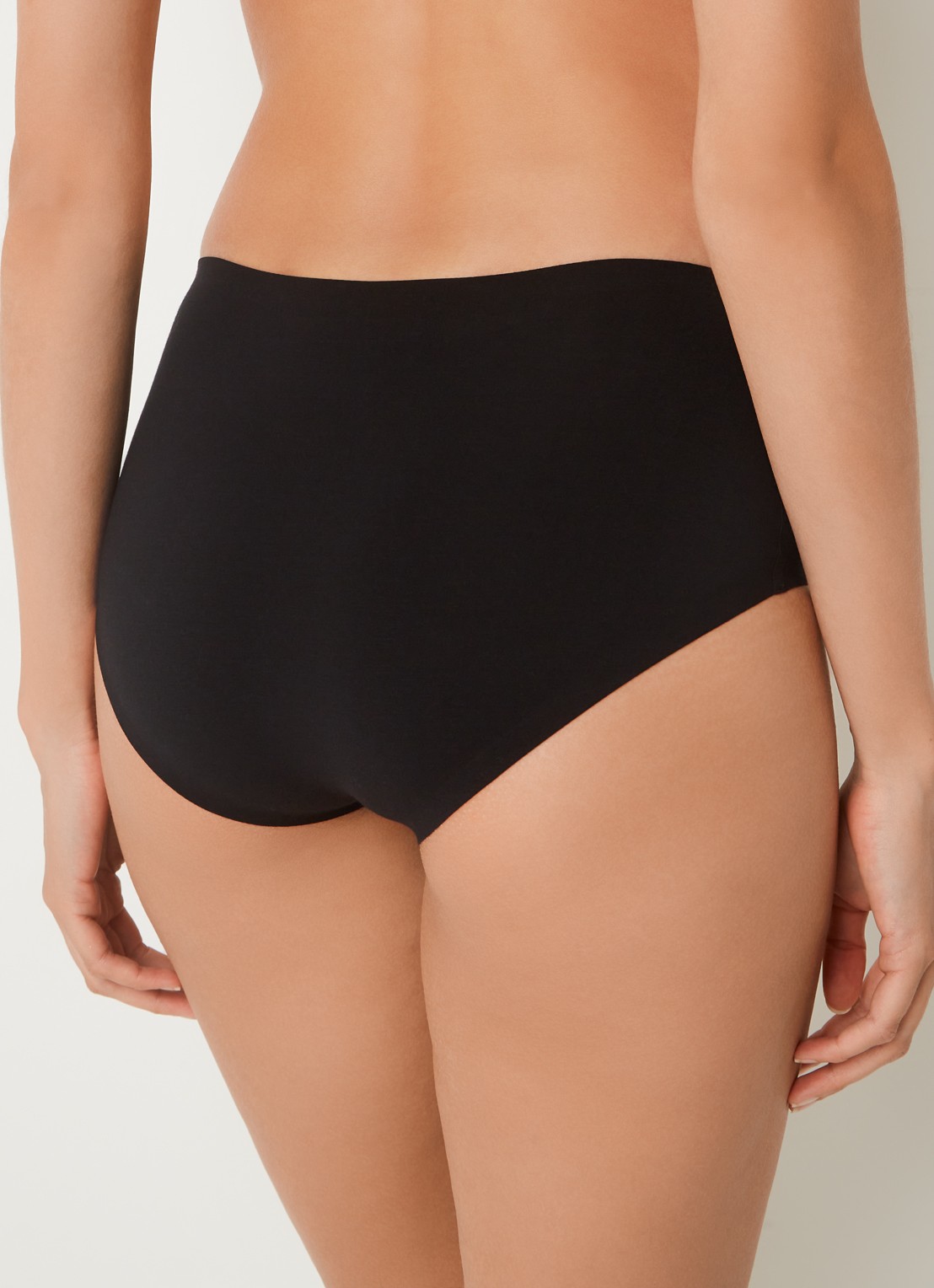 Wolford Cotton Contour naadloze slip - achterkant 4 zwart