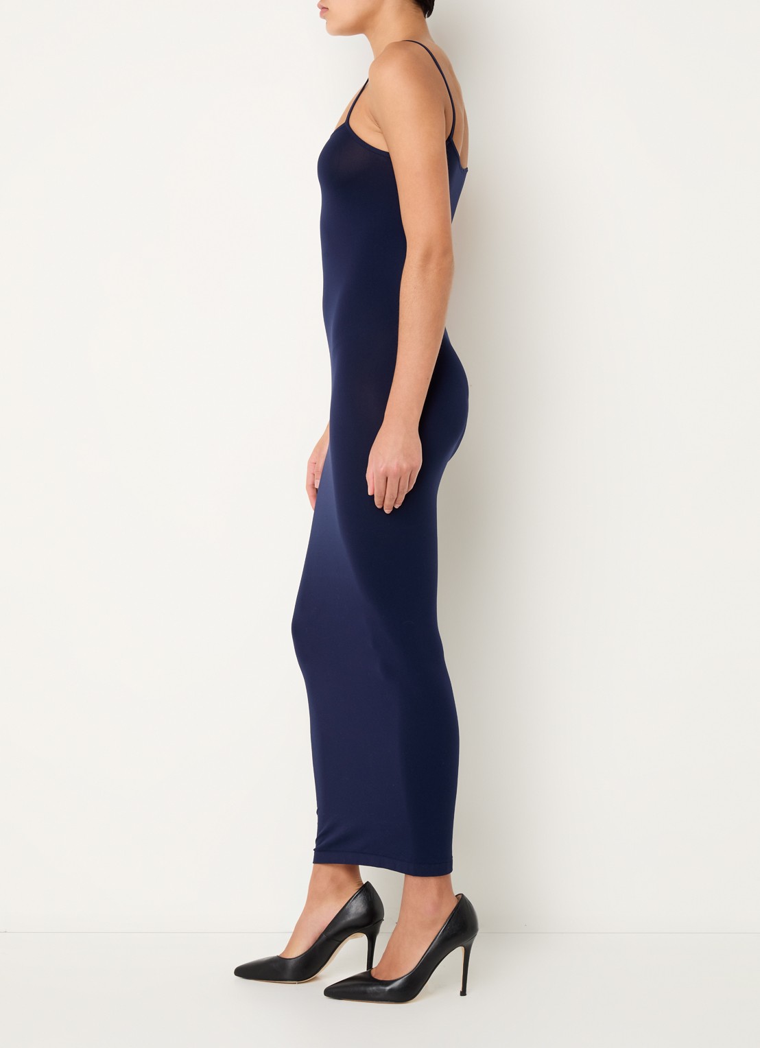 Wolford Fatal maxi jurk met spaghetti bandjes - voorkant 2 donkerblauw