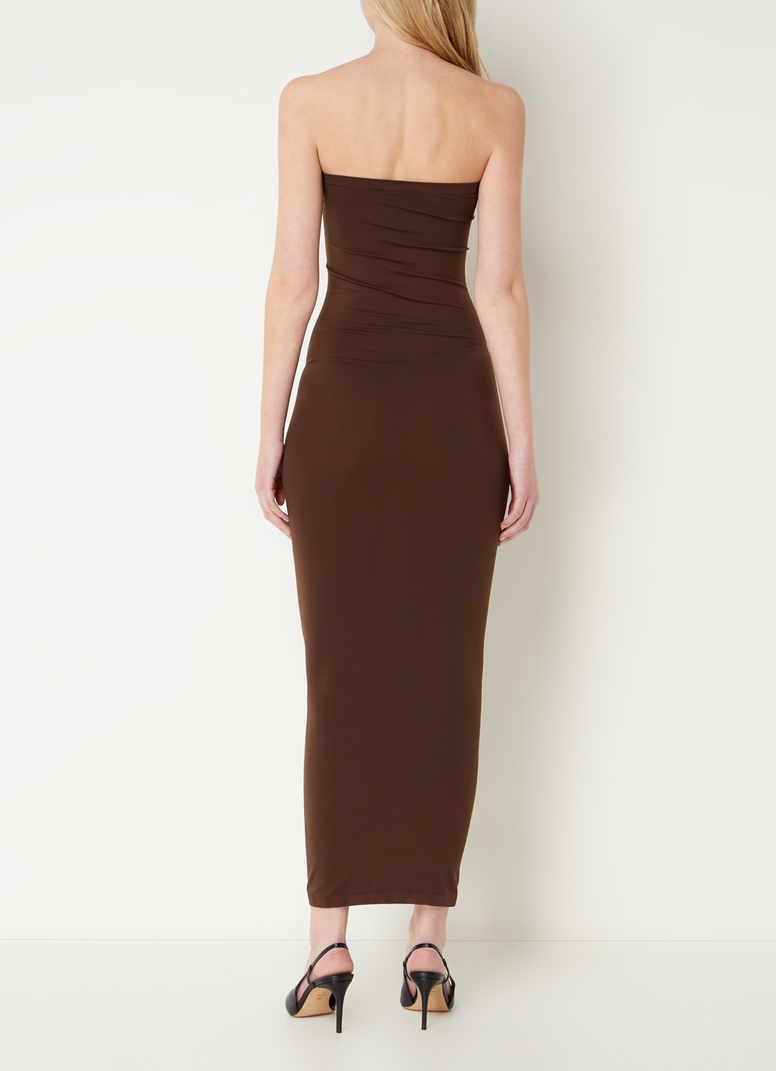 Wolford Fatal maxi jurk met stretch - achterkant bruin