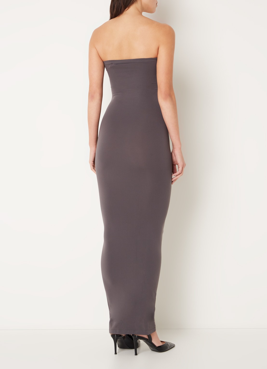 Wolford Fatal maxi jurk met stretch - achterkant taupe