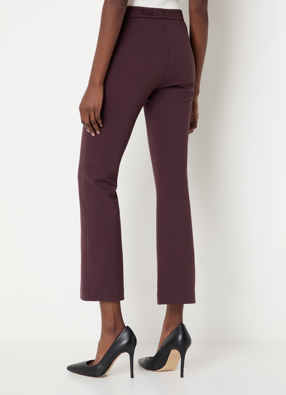 Wolford Grazia high waist flared fit cropped broek met siernaad - achterkant 4 aubergine