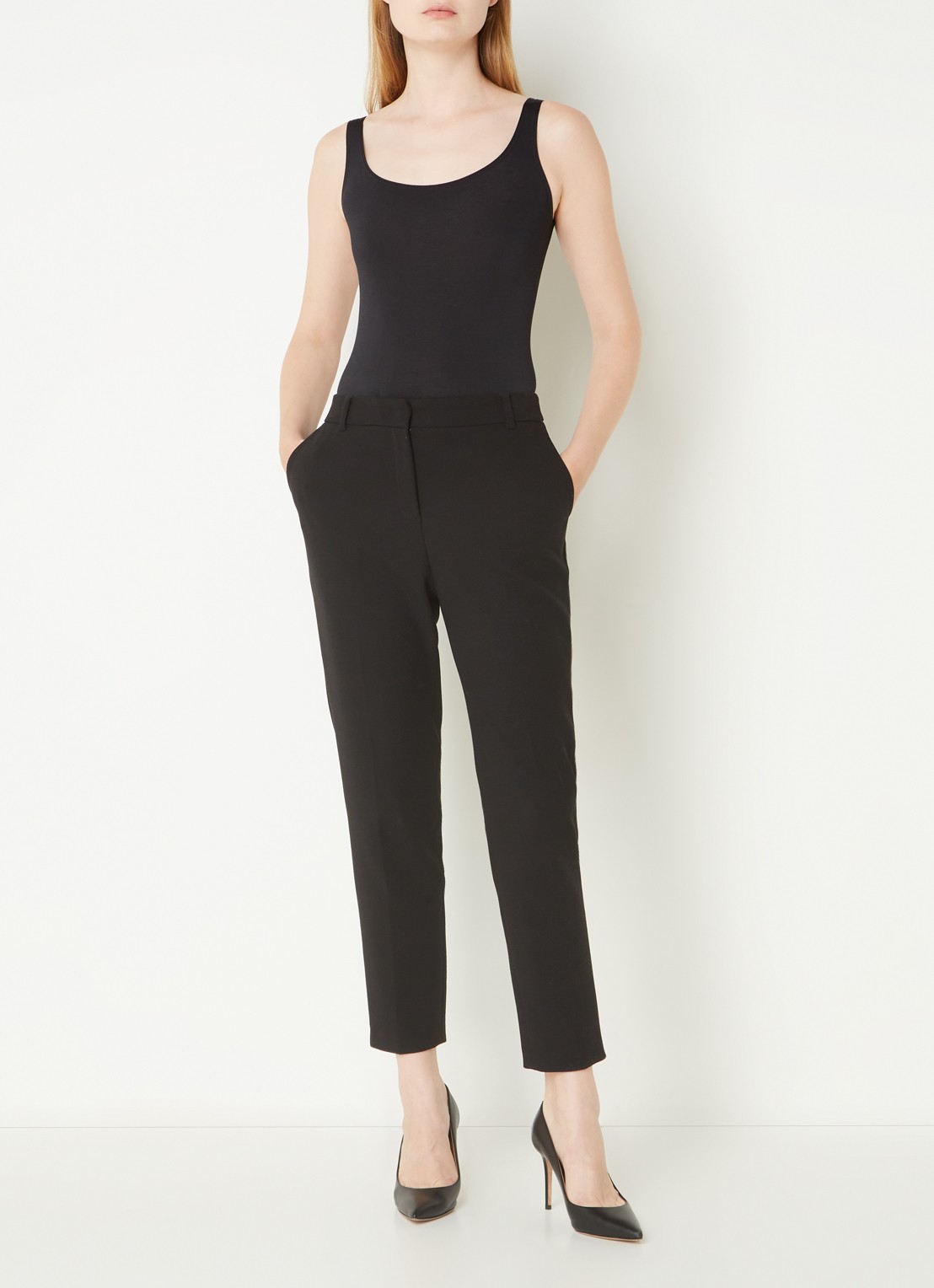 Wolford Jamaika body met ronde hals - voorkant 3 zwart