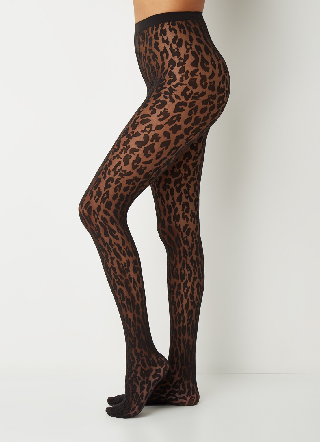 Wolford Josey panty met panterprint in 20 denier - voorkant 2 diepzwart